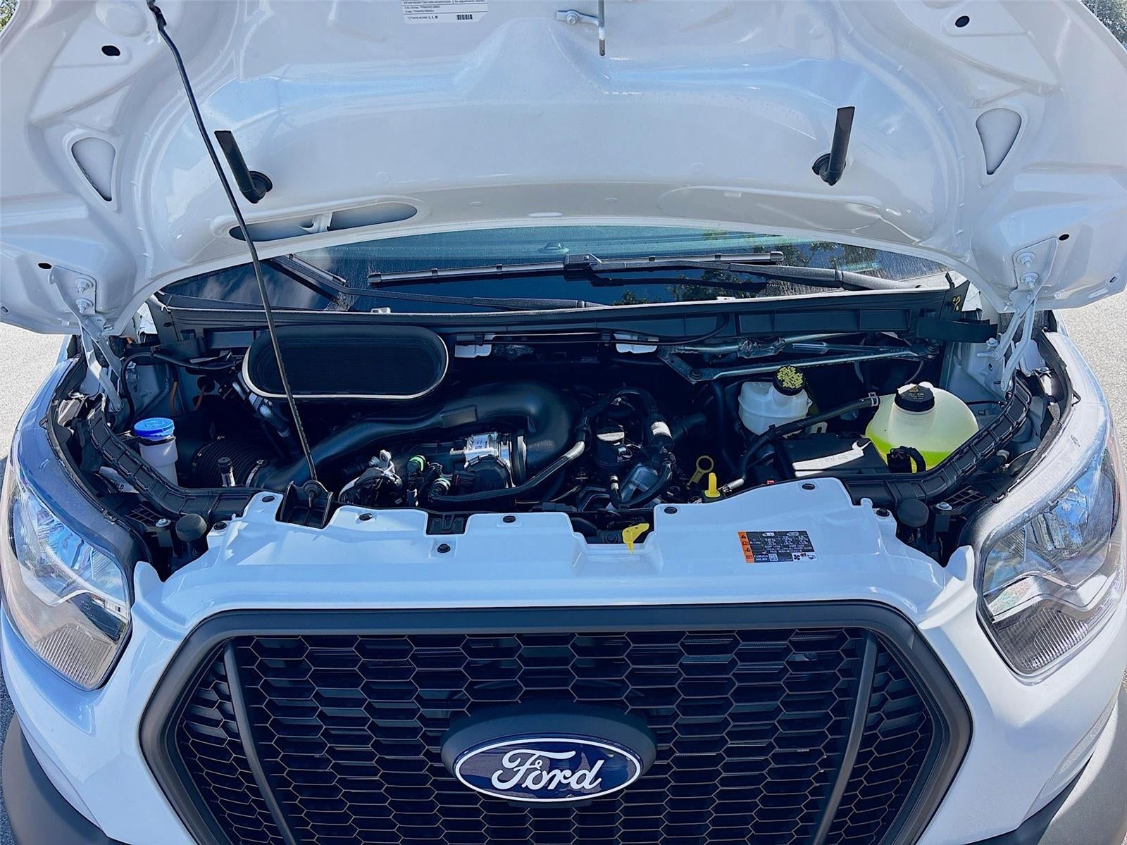 2026 Ford Transit Cargo Van T-250 148" Med Rf 9150 GVWR RWD