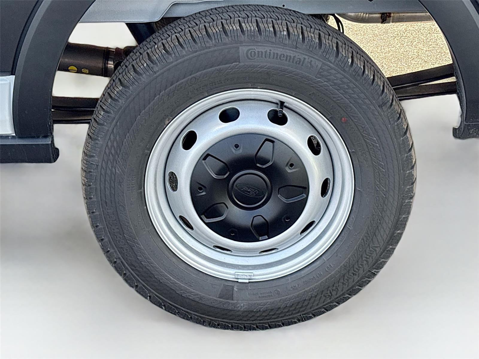 2026 Ford Transit Cargo Van T-250 148" Med Rf 9150 GVWR RWD