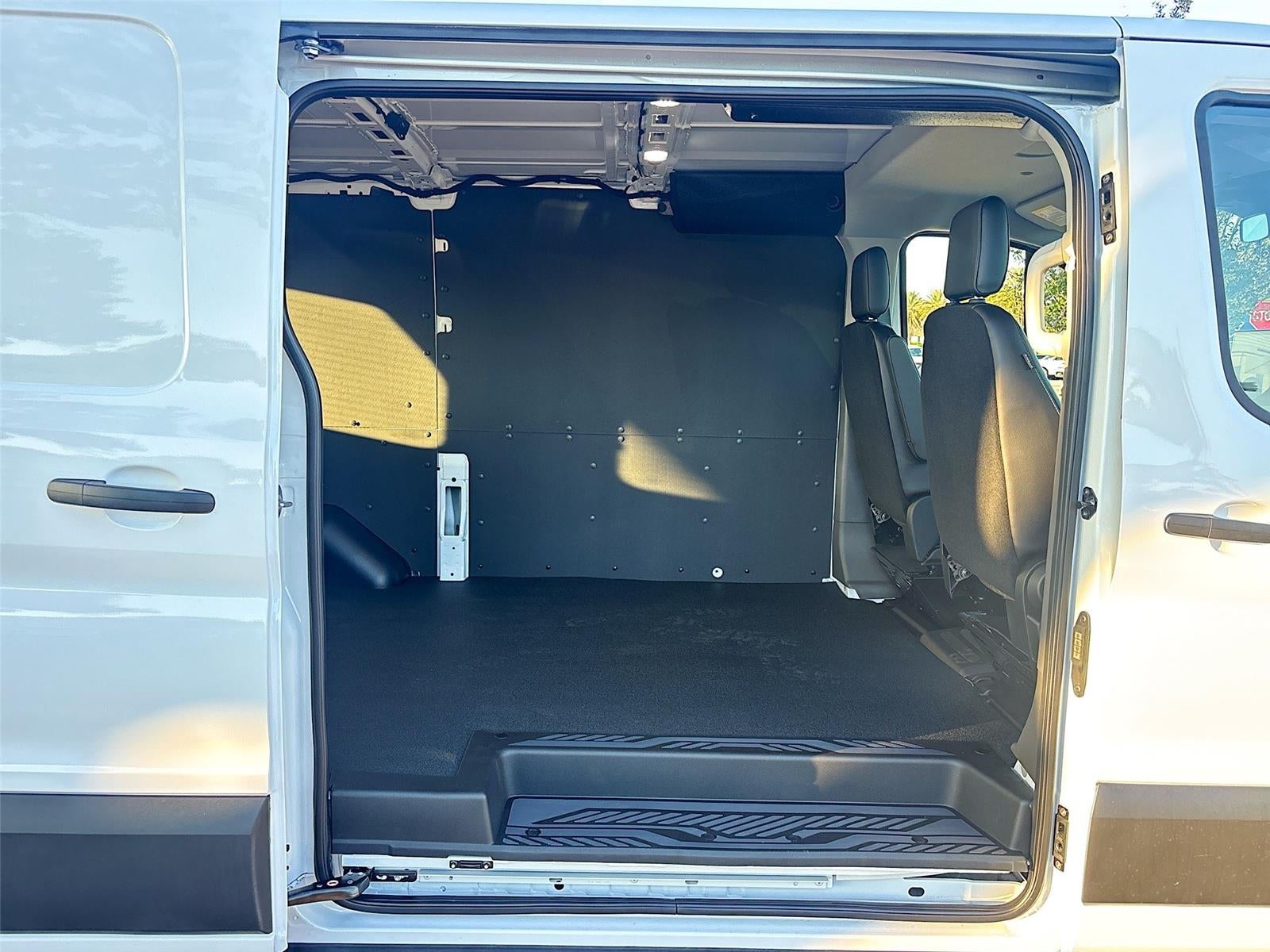 2026 Ford Transit Cargo Van T-250 130" Low Rf 9150 GVWR RWD