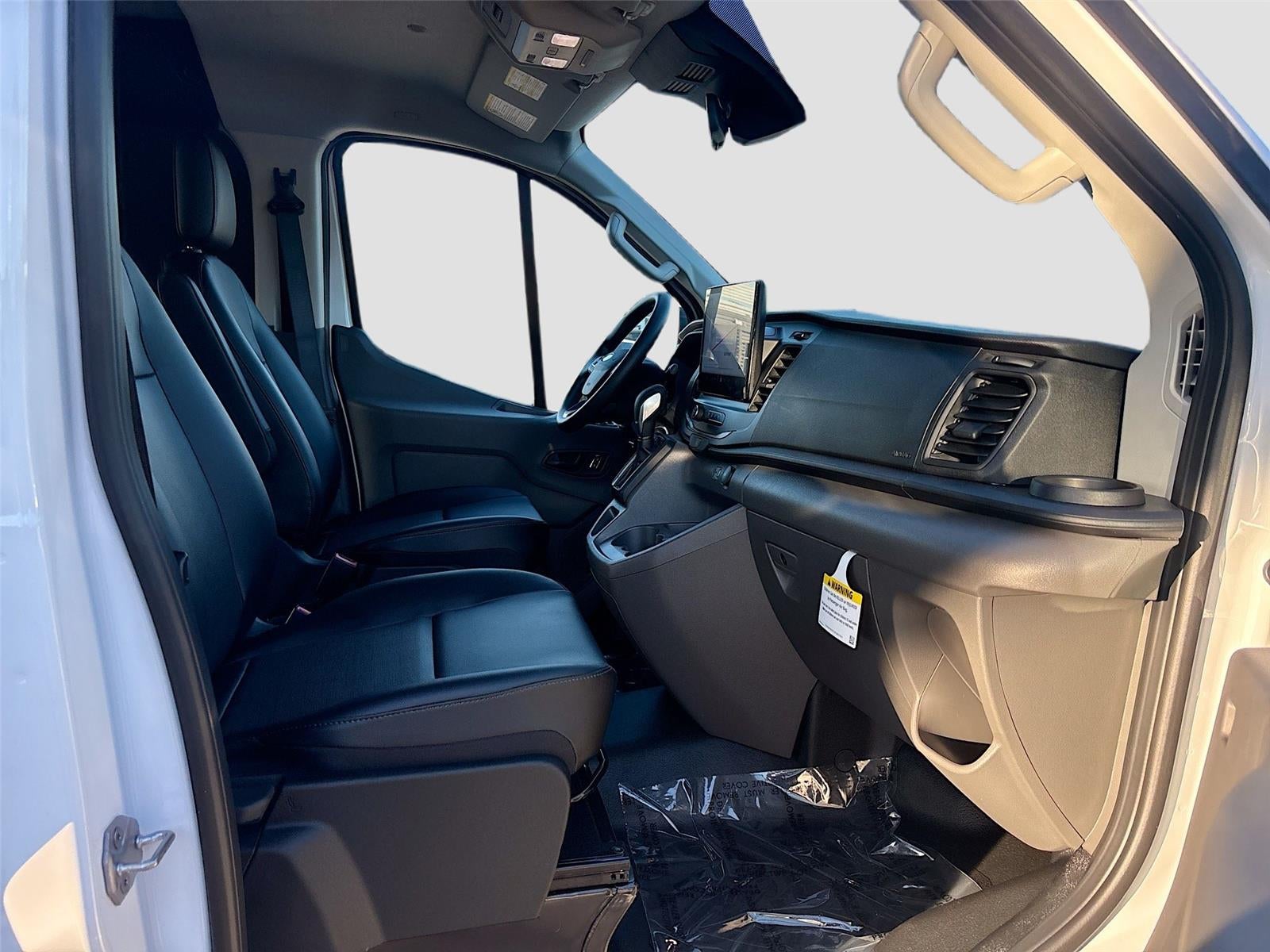 2026 Ford Transit Cargo Van T-250 130" Low Rf 9150 GVWR RWD