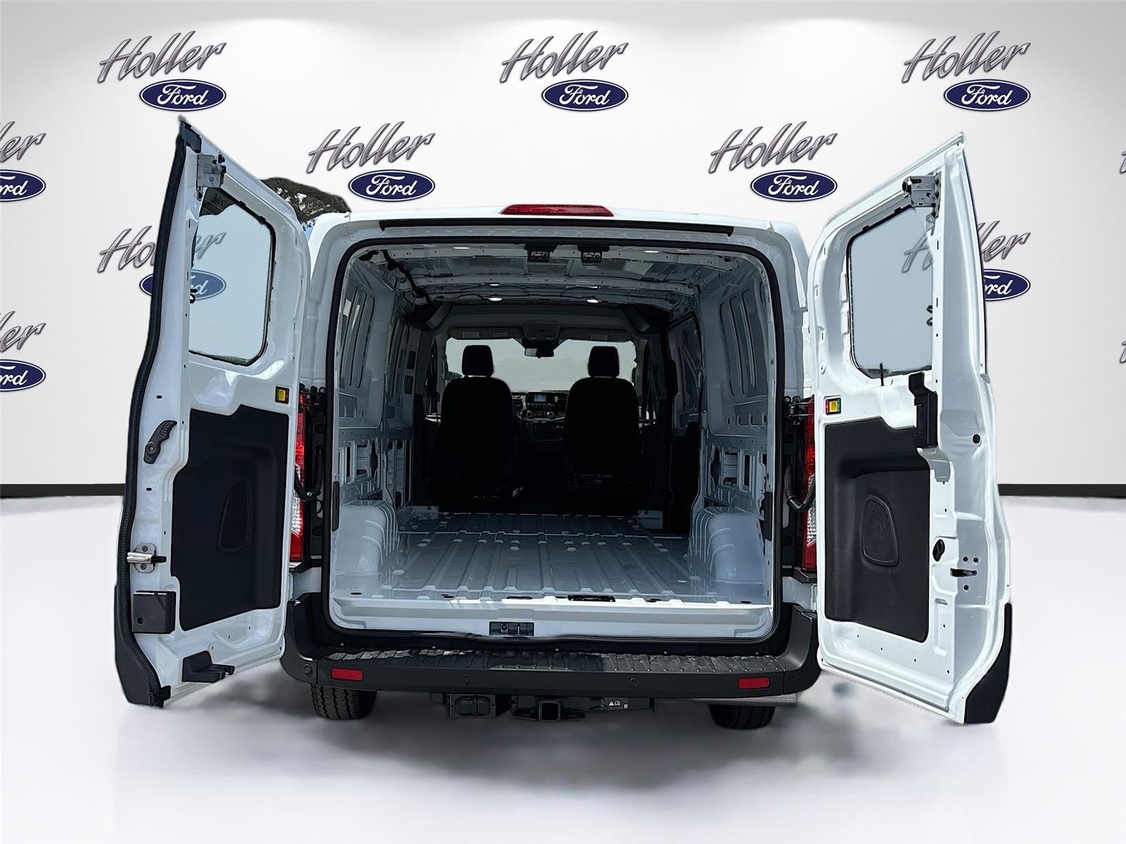 2025 Ford Transit Cargo Van T-250 130" Low Rf 9070 GVWR RWD