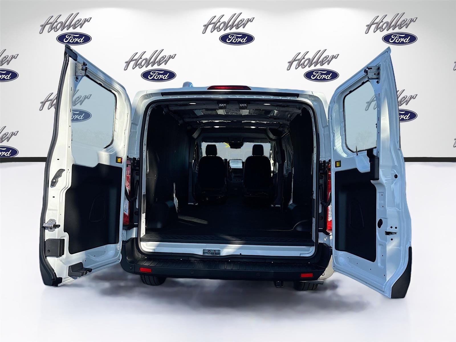 2026 Ford Transit Cargo Van T-250 130" Low Rf 9150 GVWR RWD