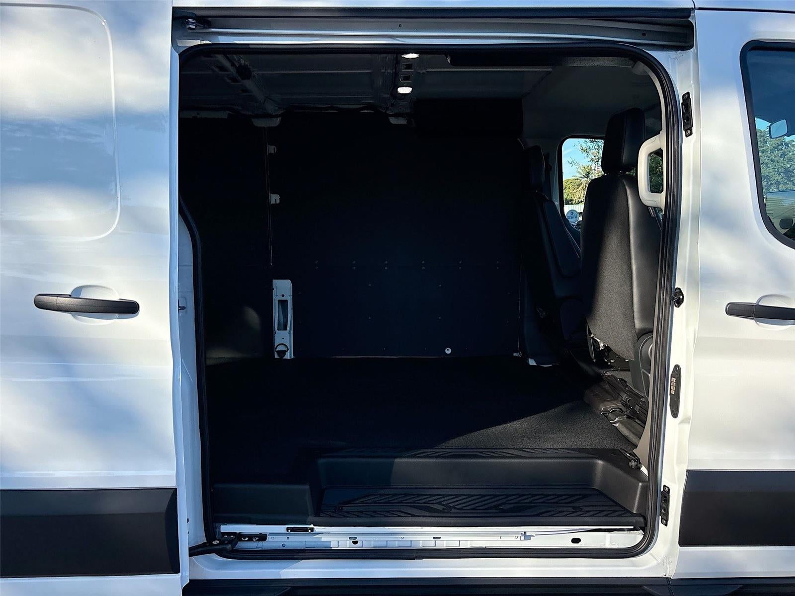 2026 Ford Transit Cargo Van T-250 130" Low Rf 9150 GVWR RWD