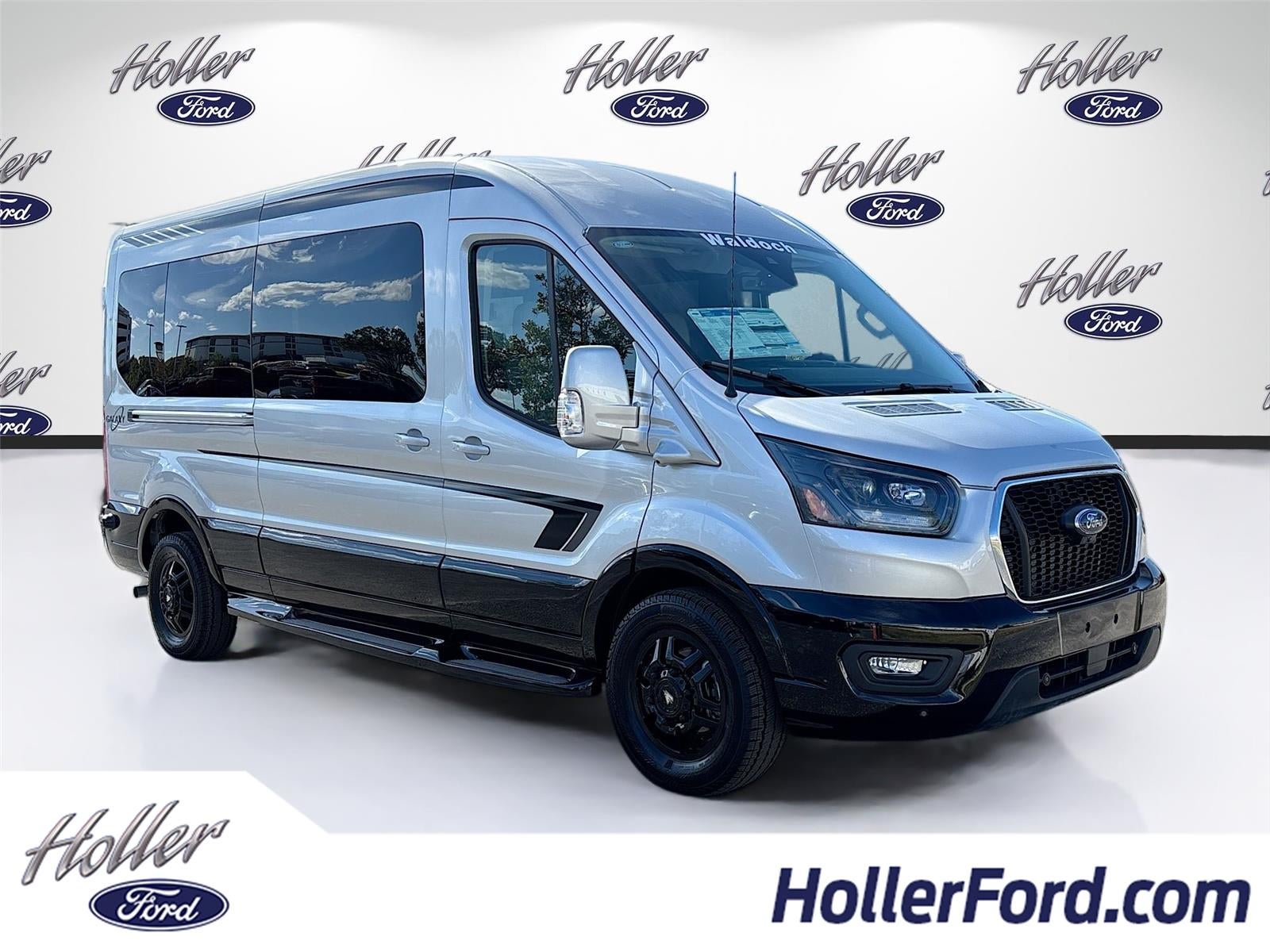 2025 Ford Transit Cargo Van T-250 148" Med Rf 9070 GVWR AWD