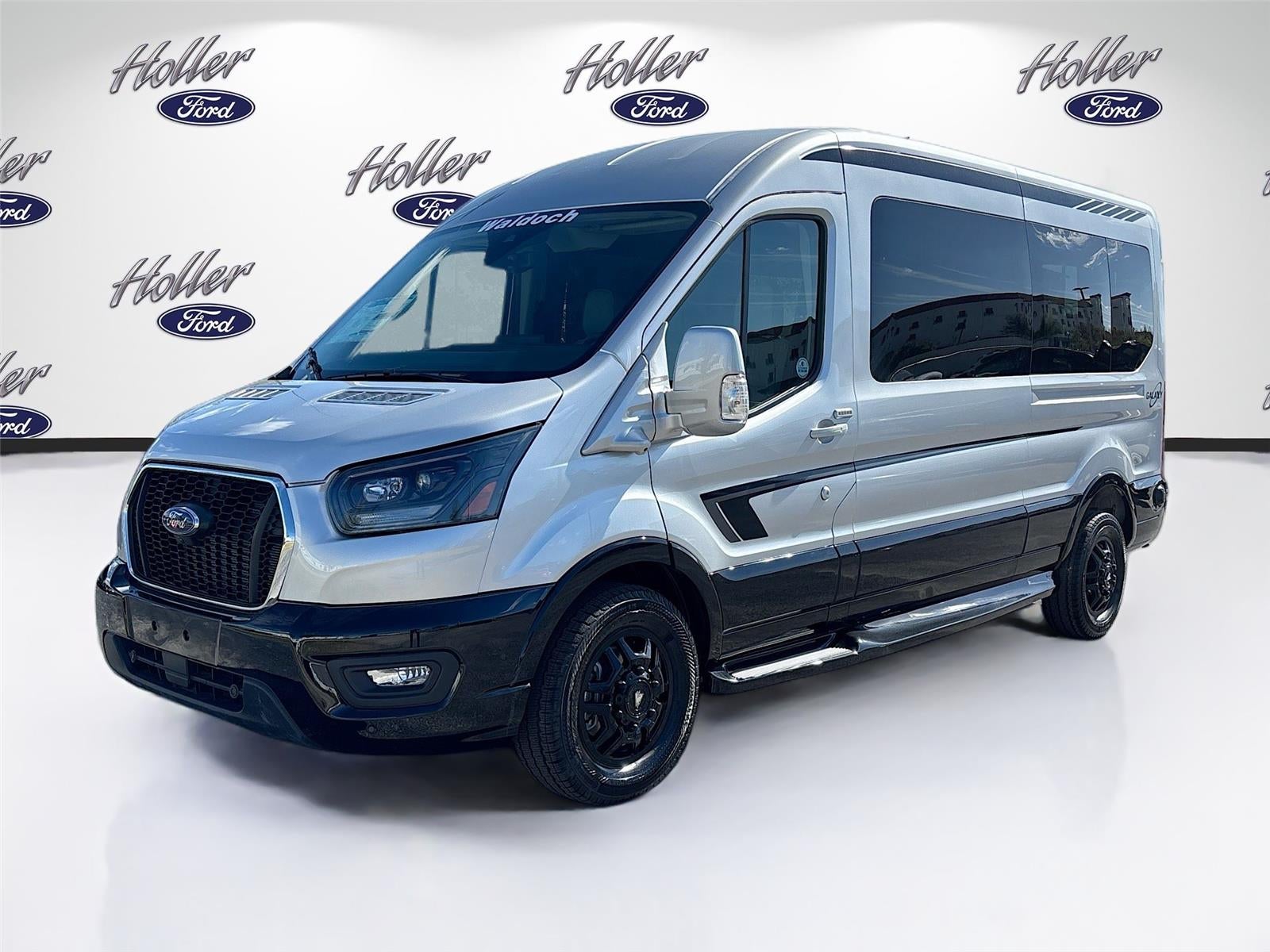 2025 Ford Transit Cargo Van T-250 148" Med Rf 9070 GVWR AWD