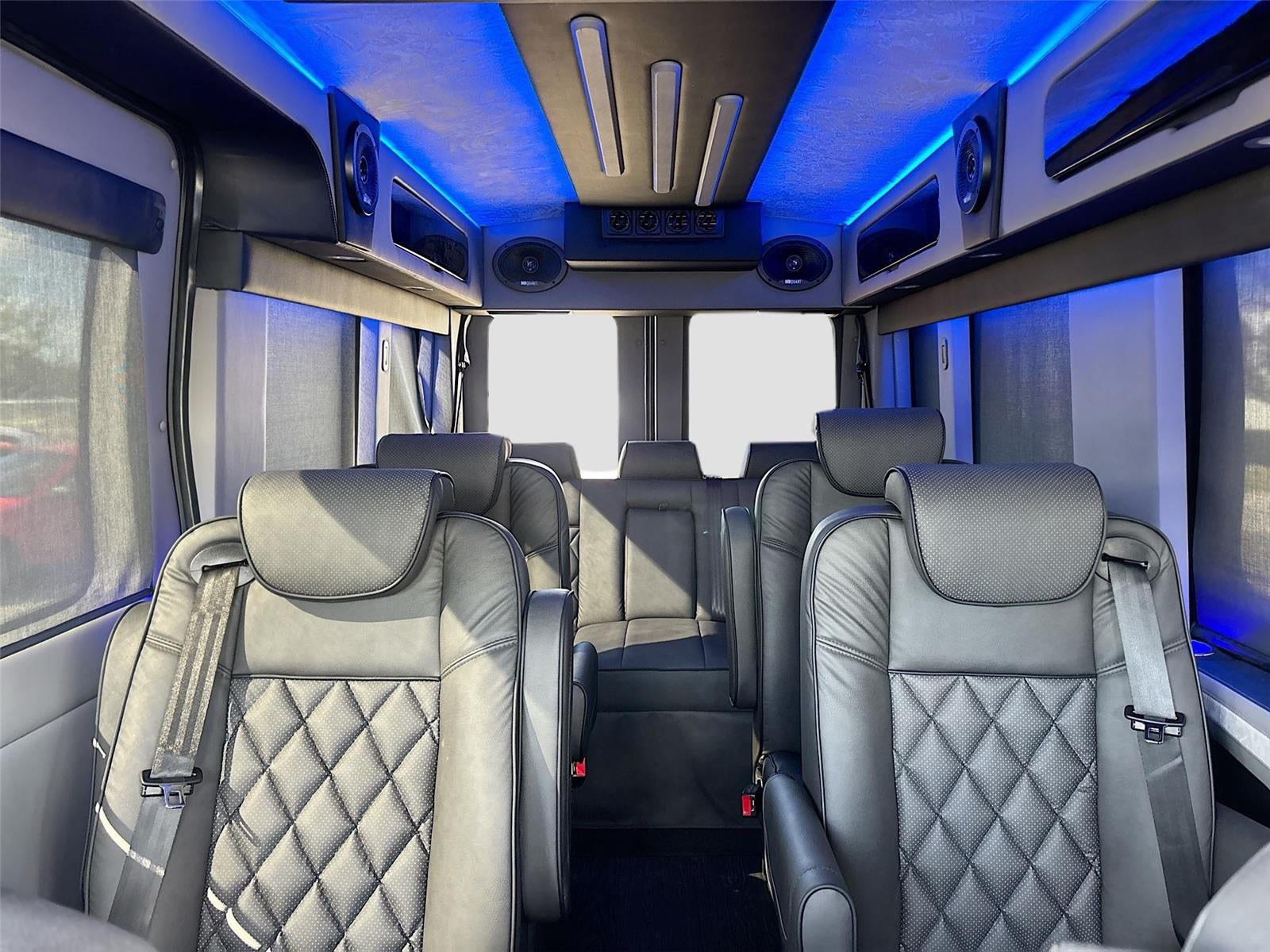 2025 Ford Transit Cargo Van T-250 148" Med Rf 9070 GVWR AWD