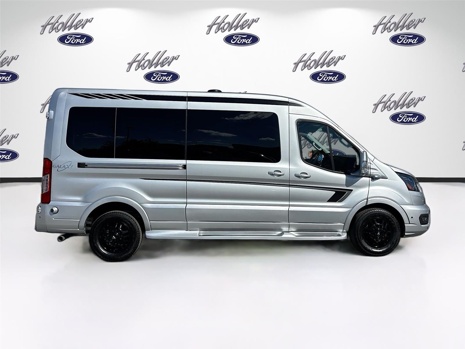 2025 Ford Transit Cargo Van T-250 148" Med Rf 9070 GVWR AWD
