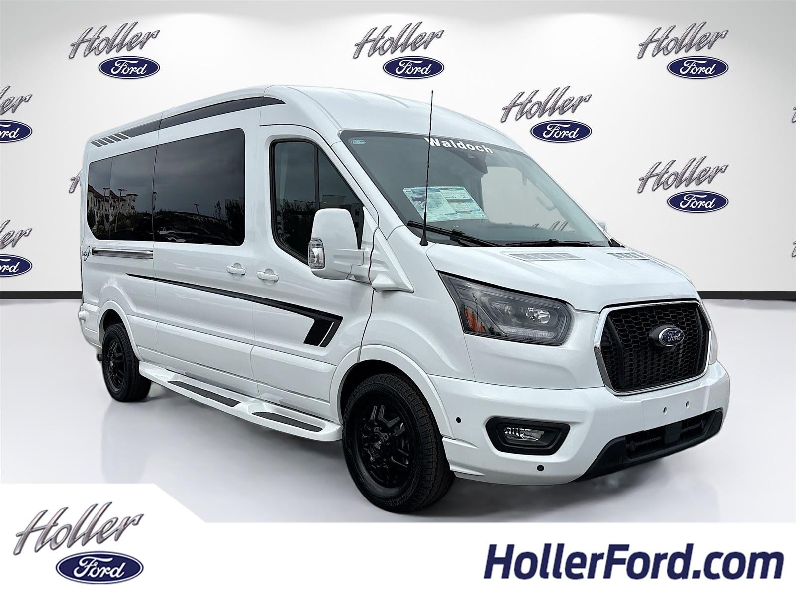 2025 Ford Transit Cargo Van T-250 148" Med Rf 9070 GVWR AWD