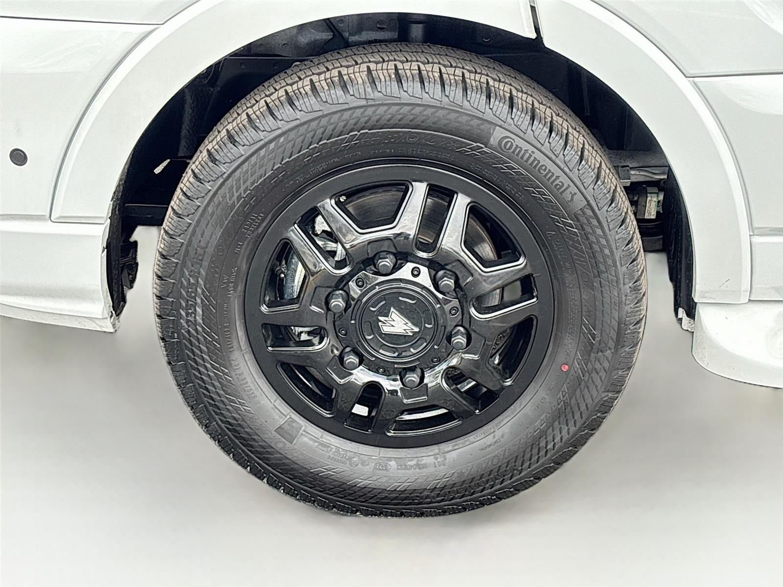 2025 Ford Transit Cargo Van T-250 148" Med Rf 9070 GVWR AWD