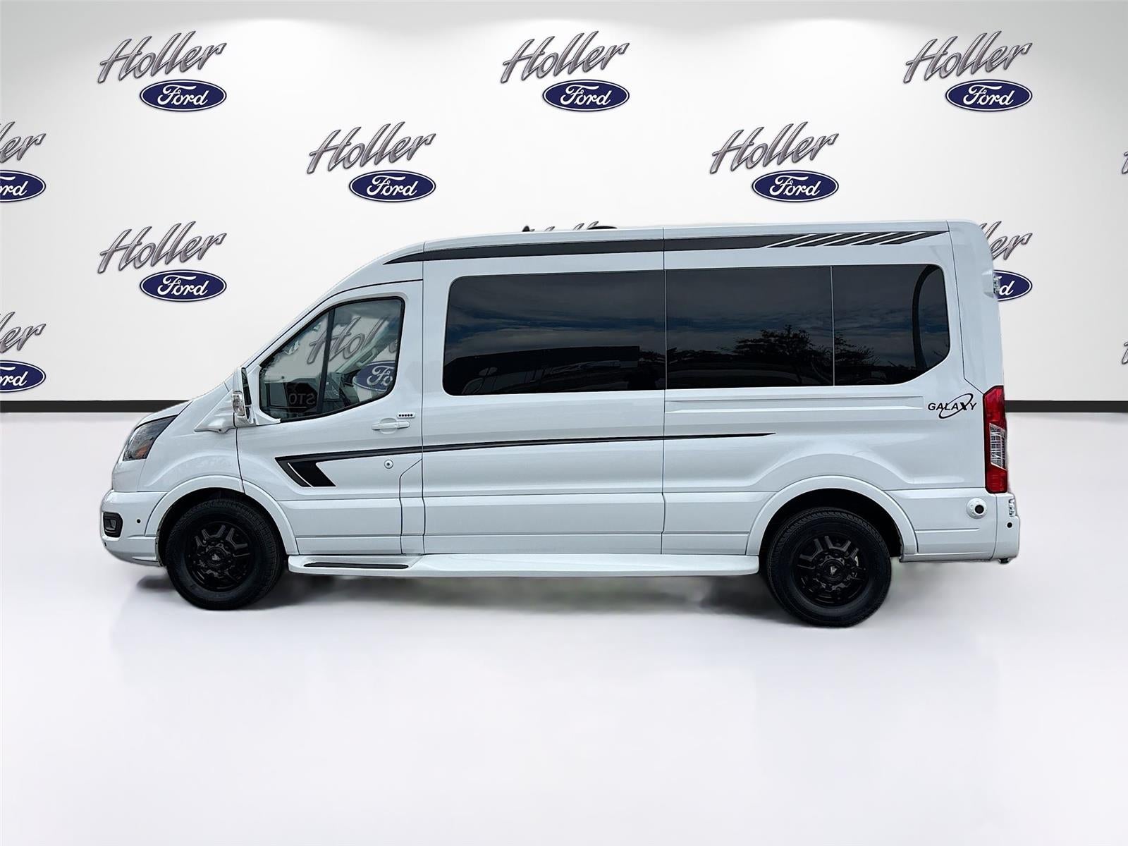 2025 Ford Transit Cargo Van T-250 148" Med Rf 9070 GVWR AWD