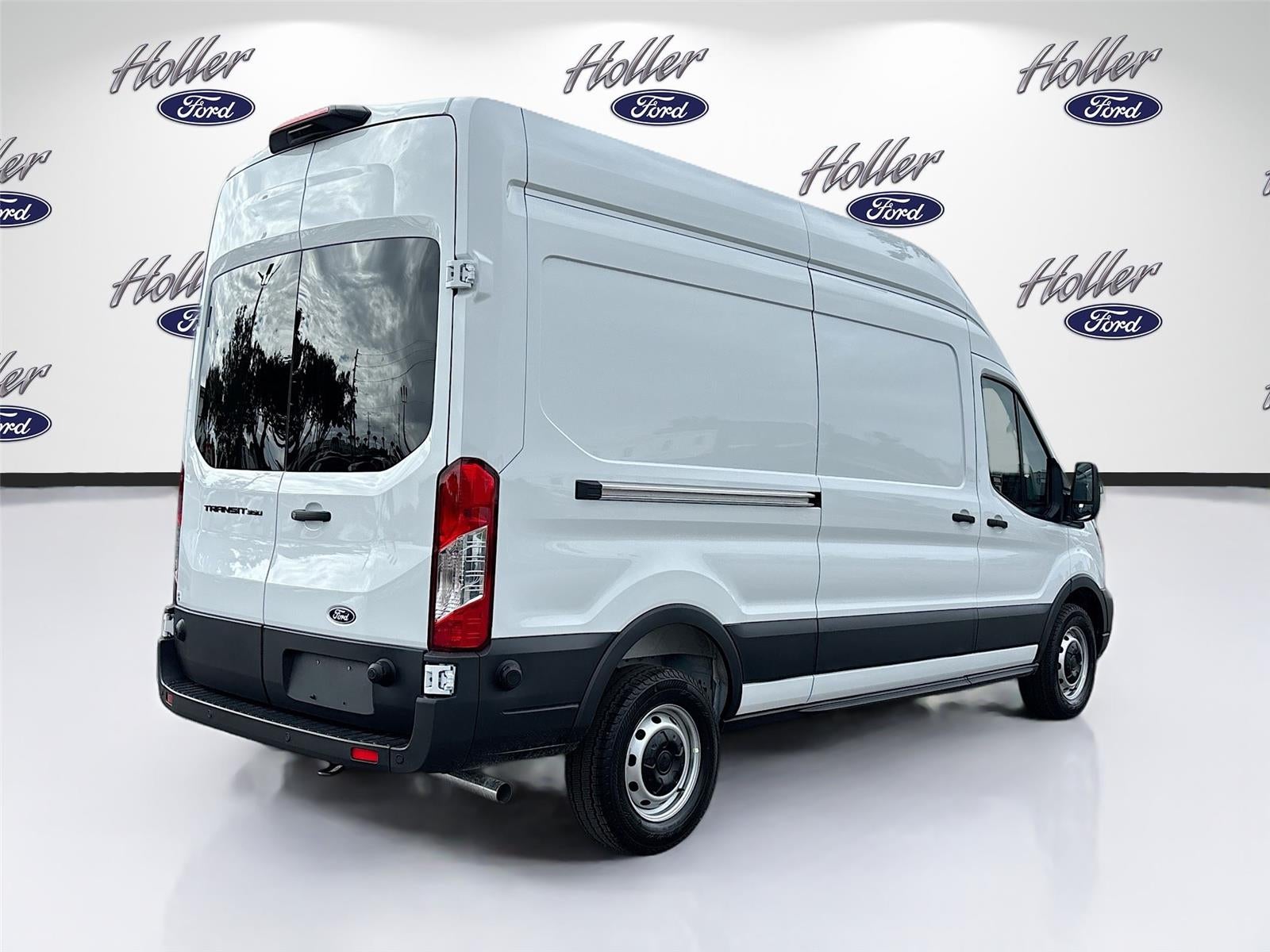 2026 Ford Transit Cargo Van T-350 148" Hi Rf 9500 GVWR RWD