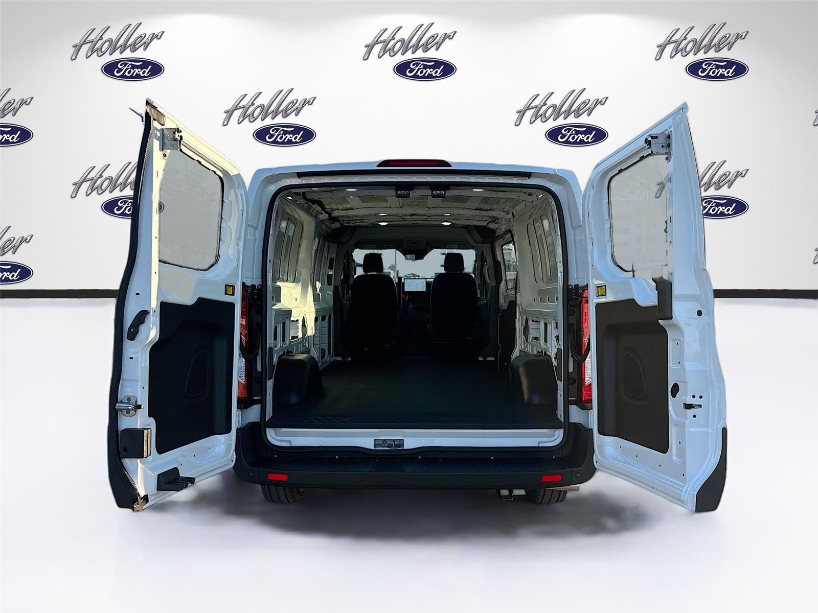 2026 Ford Transit Cargo Van T-350 130" Low Rf 9500 GVWR RWD