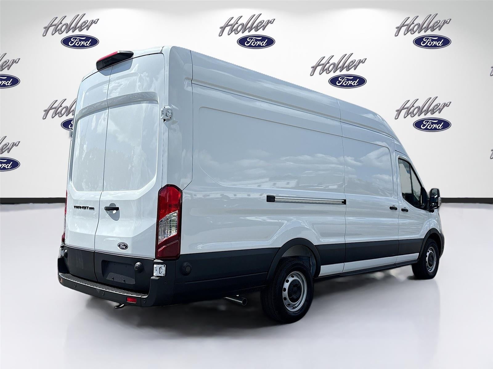 2026 Ford Transit Cargo Van T-350 148" EL Hi Rf 9500 GVWR RWD
