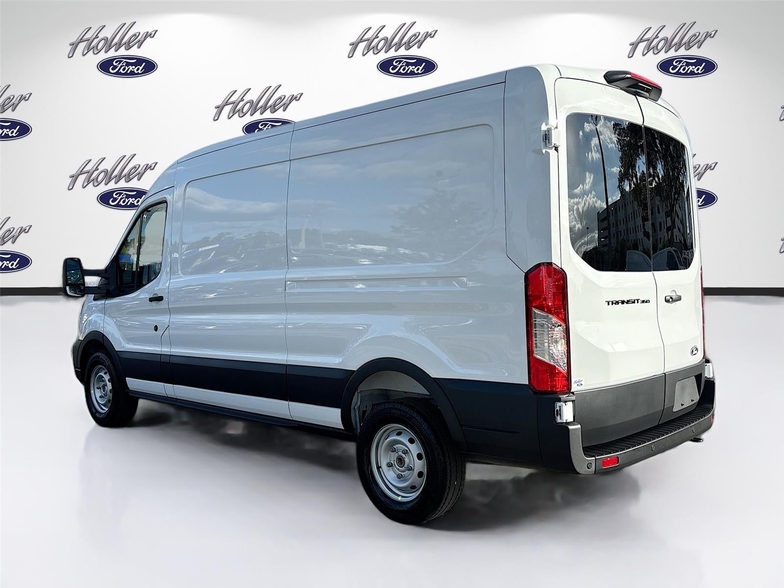 2026 Ford Transit Cargo Van T-350 148" Med Rf 9500 GVWR RWD