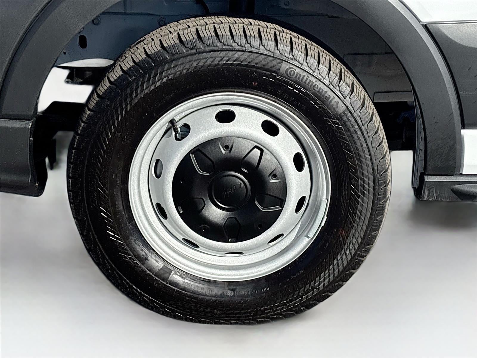 2026 Ford Transit Cargo Van T-350 148" Med Rf 9500 GVWR RWD