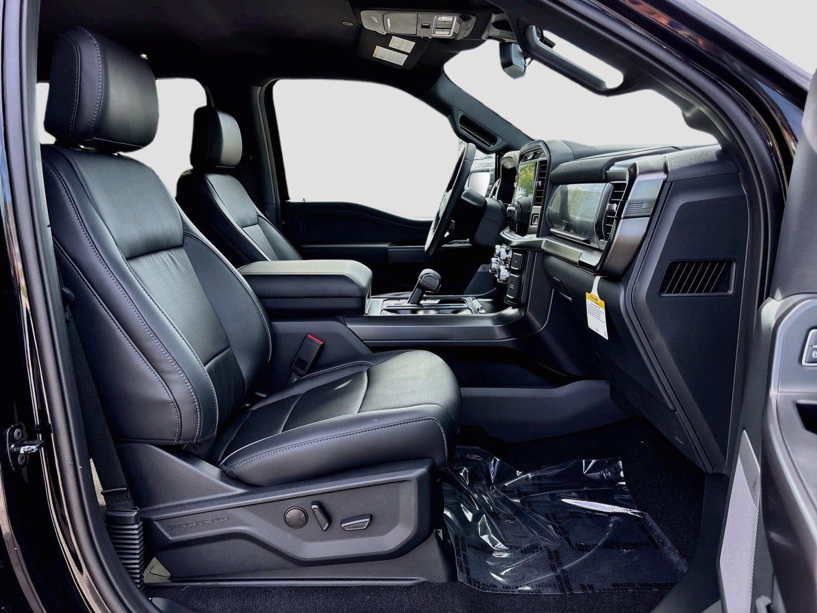 2026 FORD TRUCK F-150 SERIES LARIAT