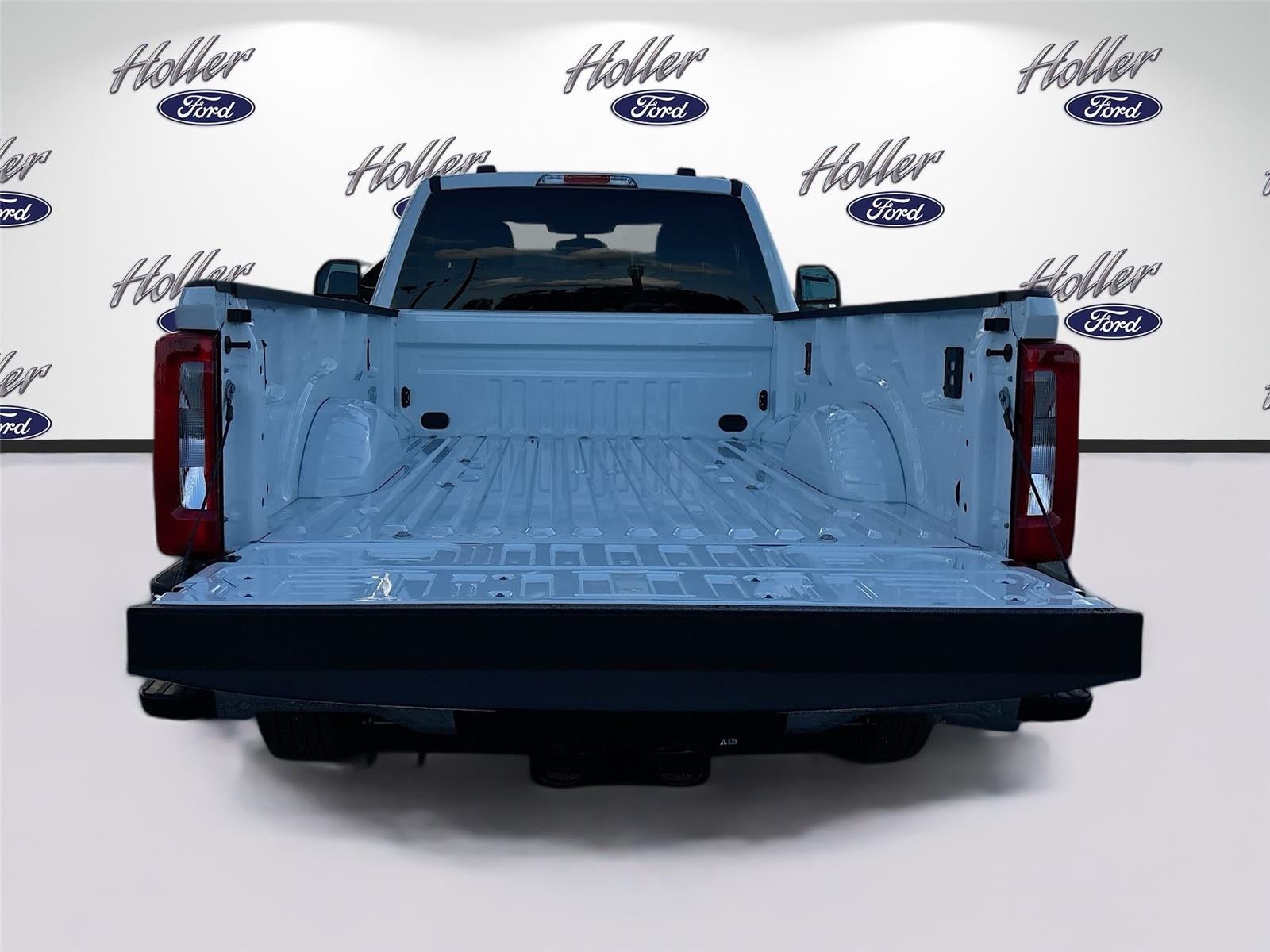 2026 Ford Super Duty F-350 SRW XLT
