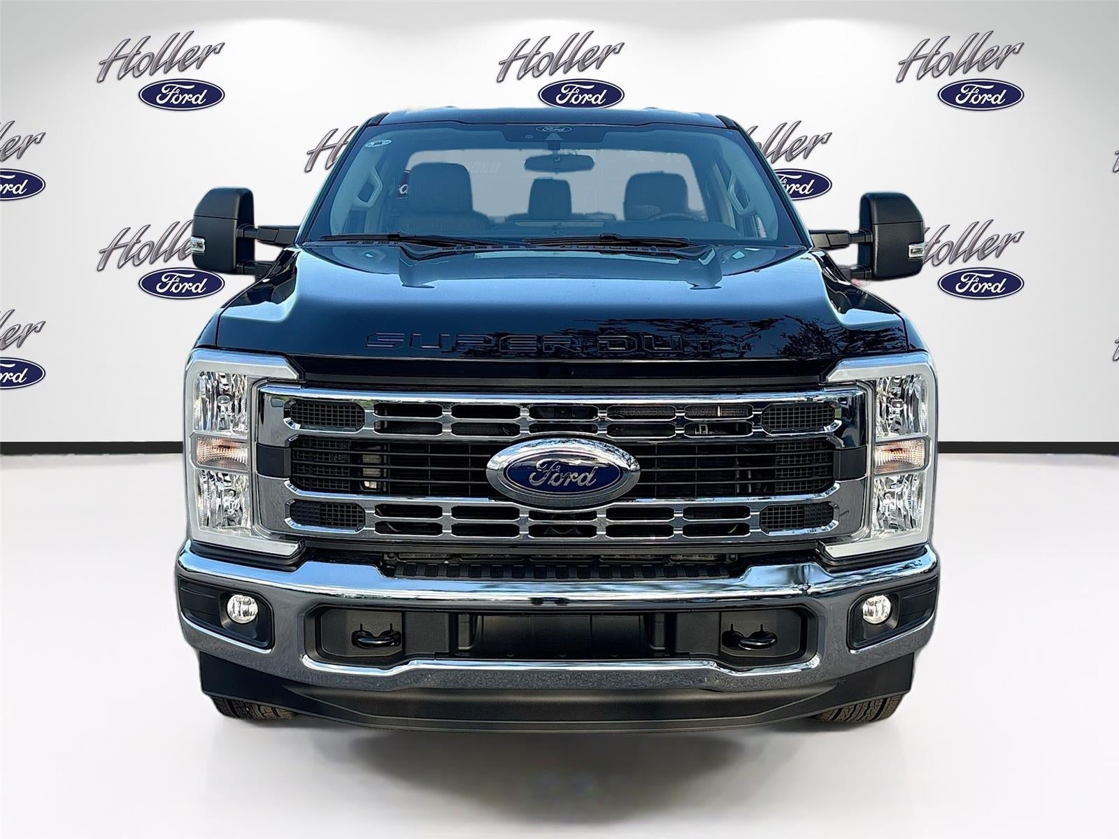 2026 Ford Super Duty F-350 SRW XLT