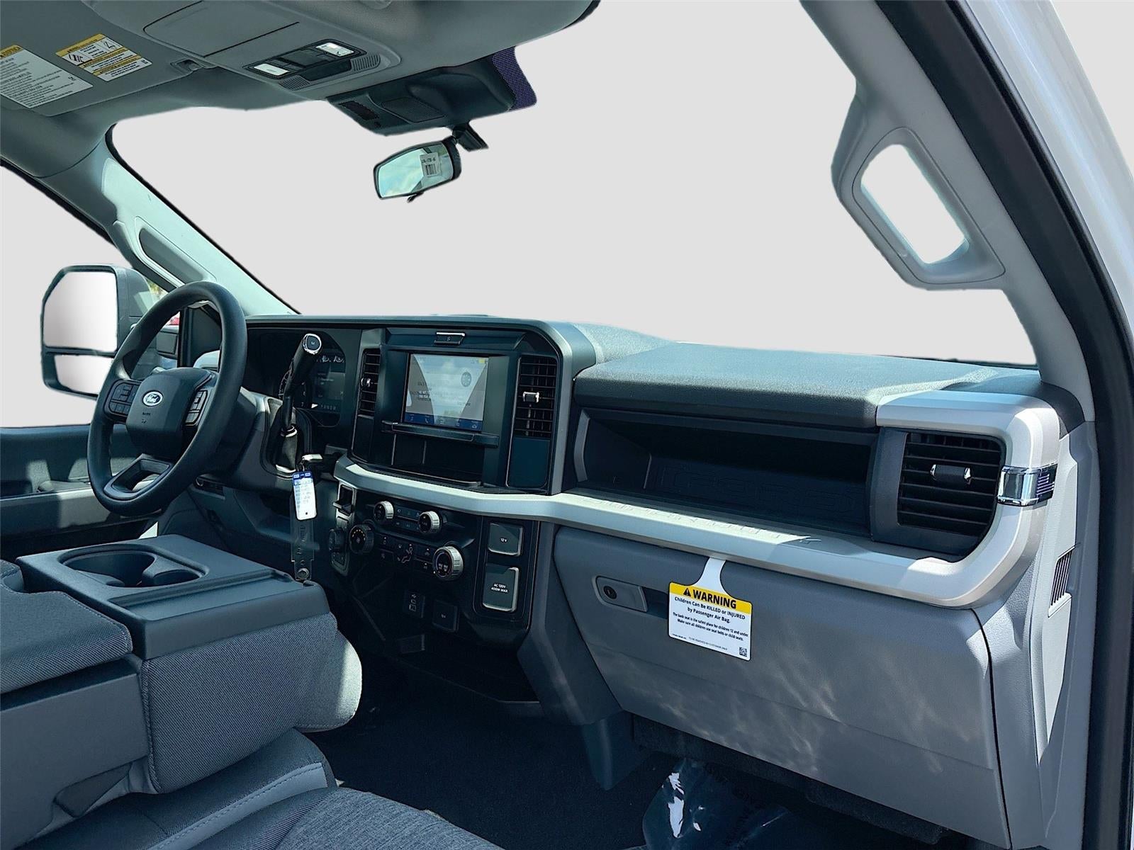 2025 Ford Super Duty F-350 SRW XL