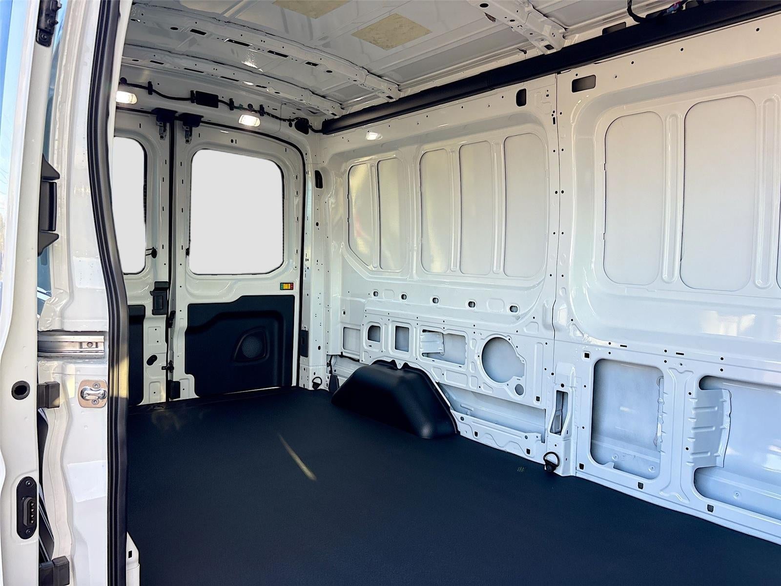 2026 Ford Transit Cargo Van T-150 148" Med Rf 8800 GVWR AWD