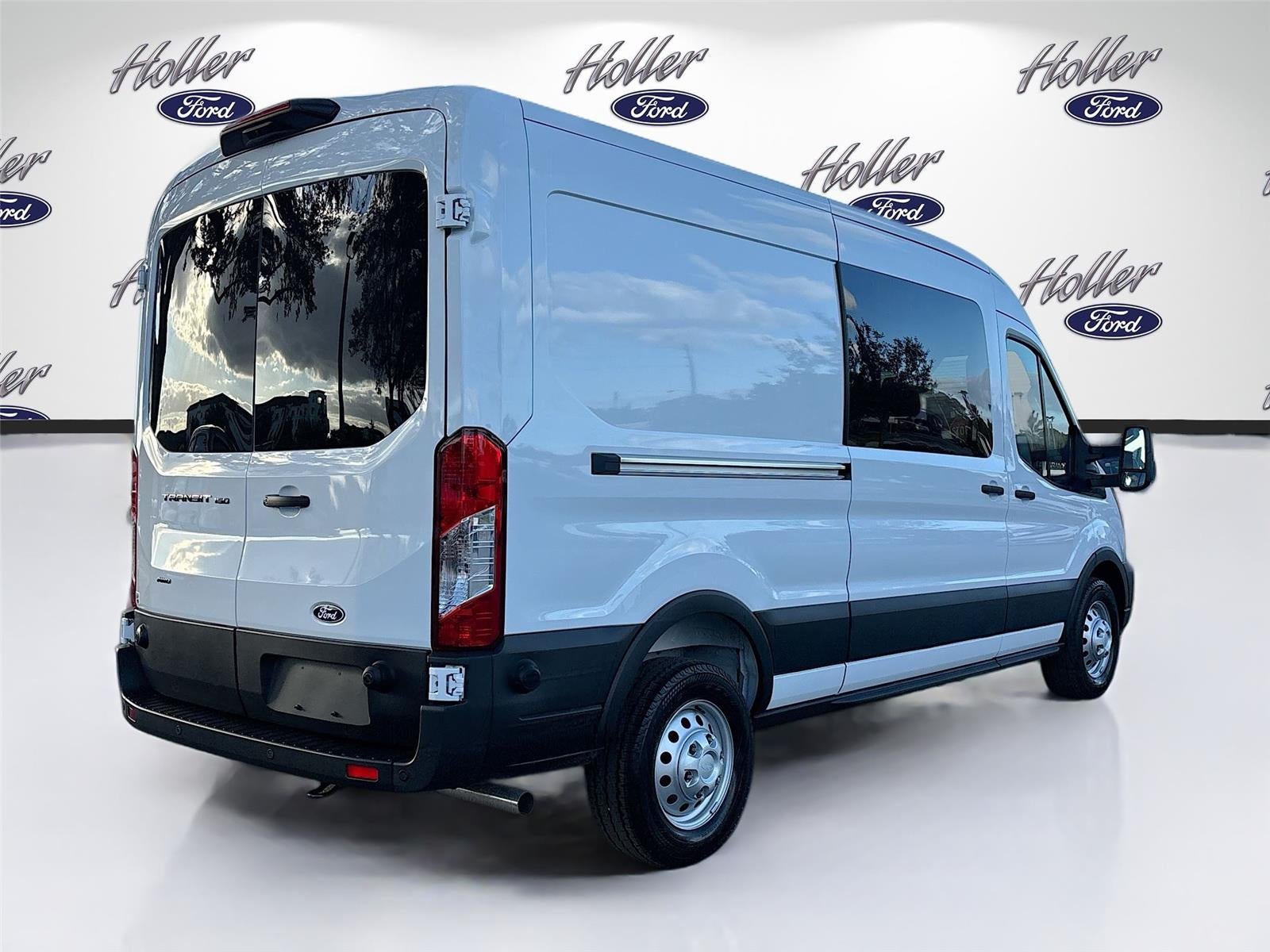 2026 Ford Transit Cargo Van T-150 148" Med Rf 8800 GVWR AWD