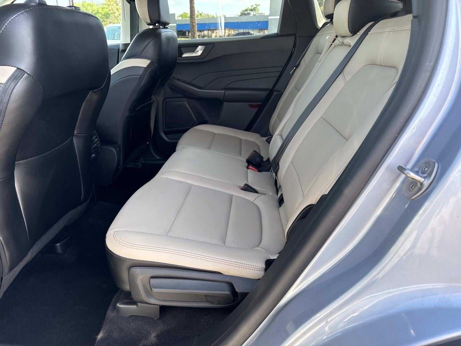 2022 Ford Escape SEL
