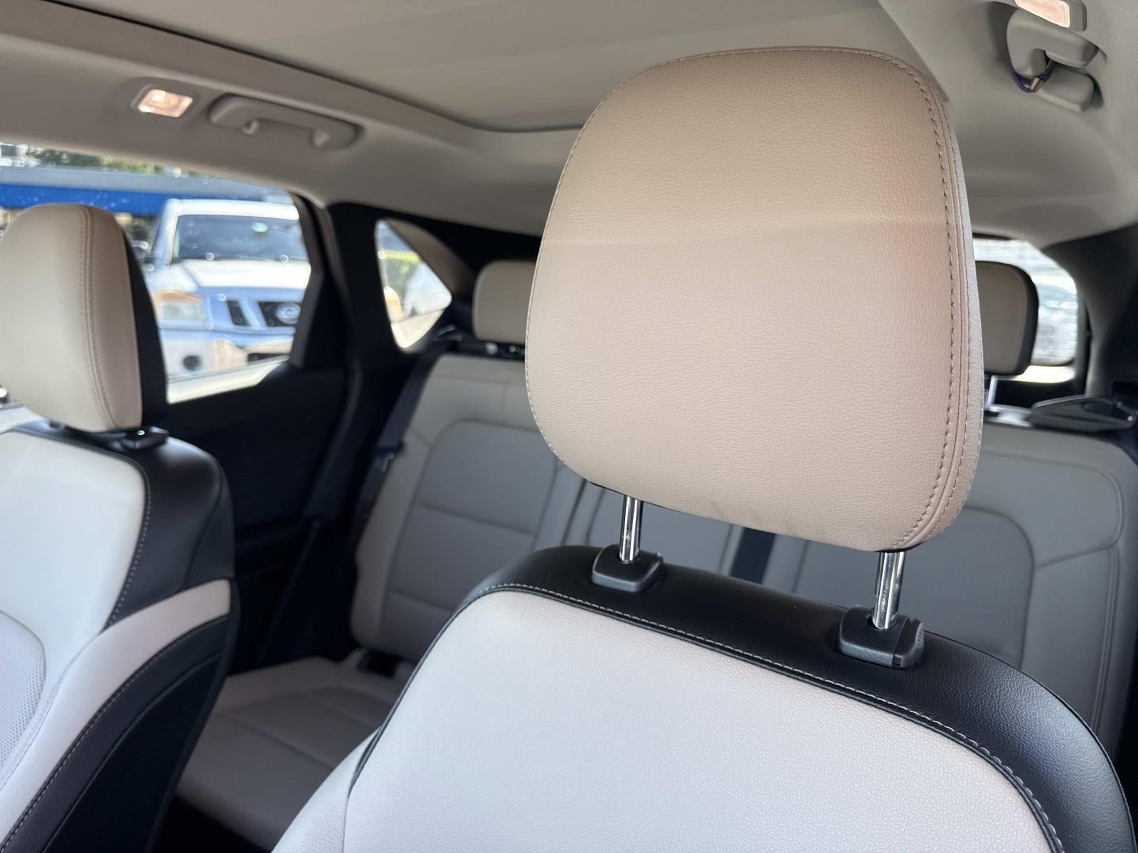 2022 Ford Escape SEL