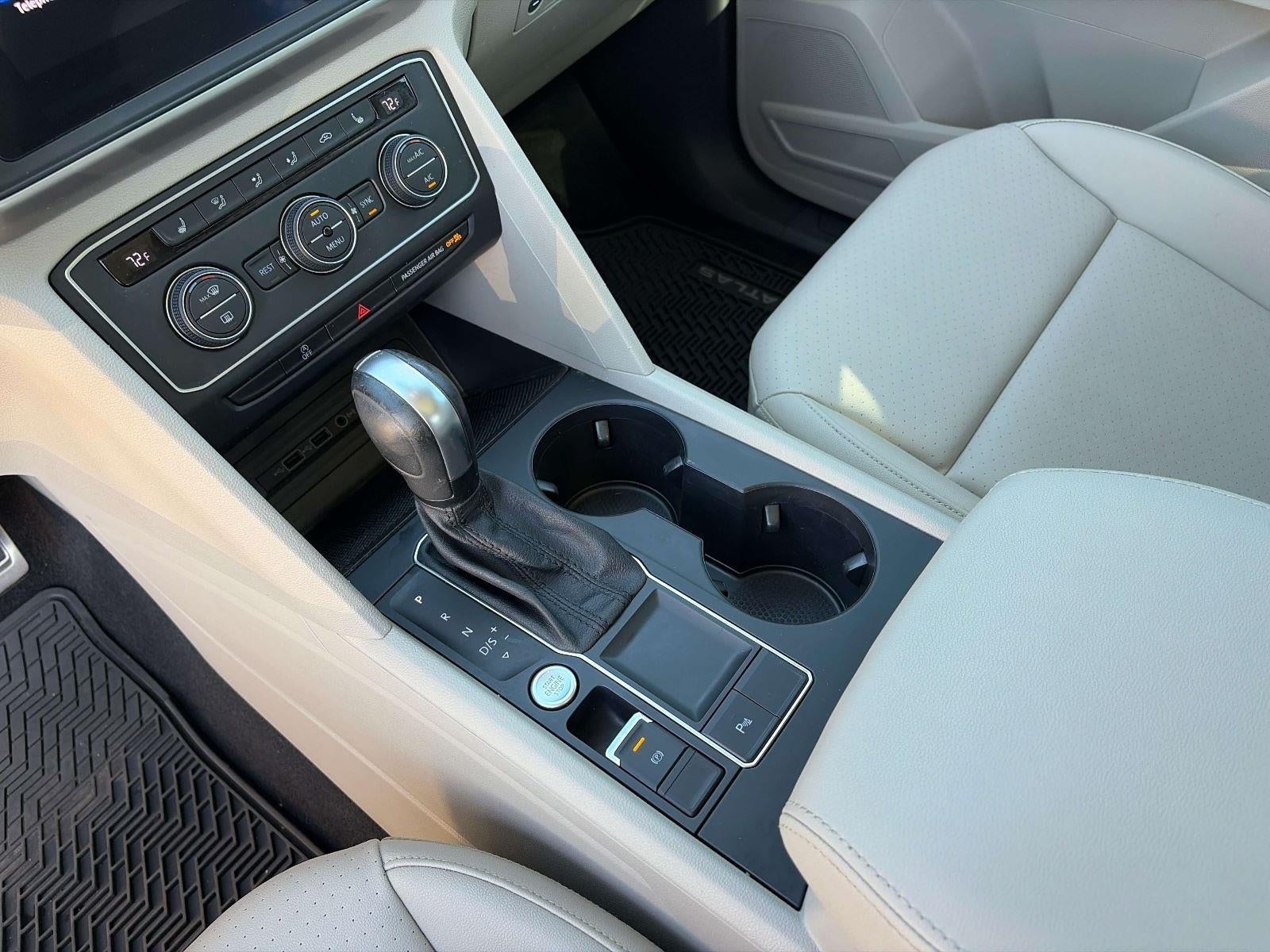 2021 Volkswagen Atlas 3.6L V6 SE w/Technology R-Line