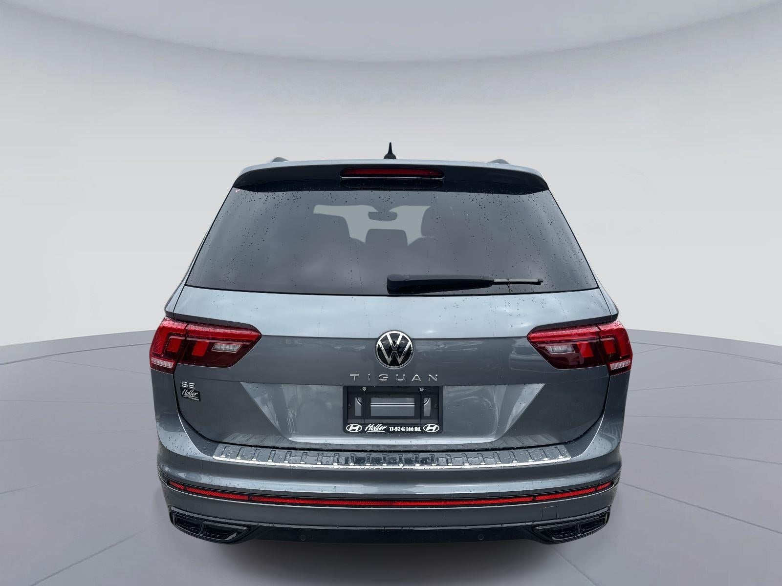 2022 Volkswagen Tiguan SE R-Line Black