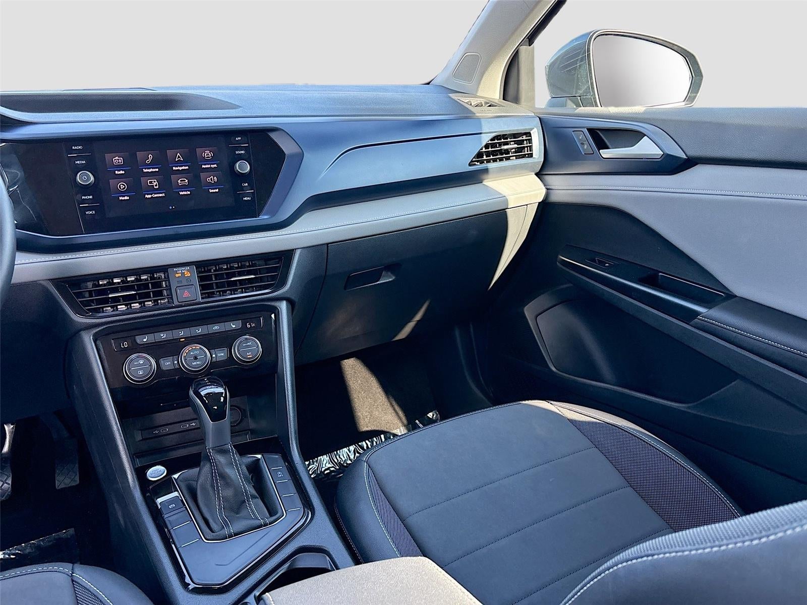 2024 Volkswagen TAOS SE SE