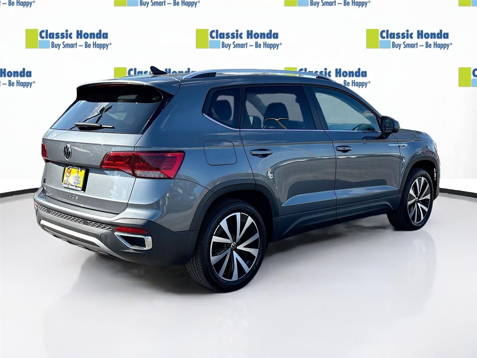 2024 Volkswagen TAOS SE SE