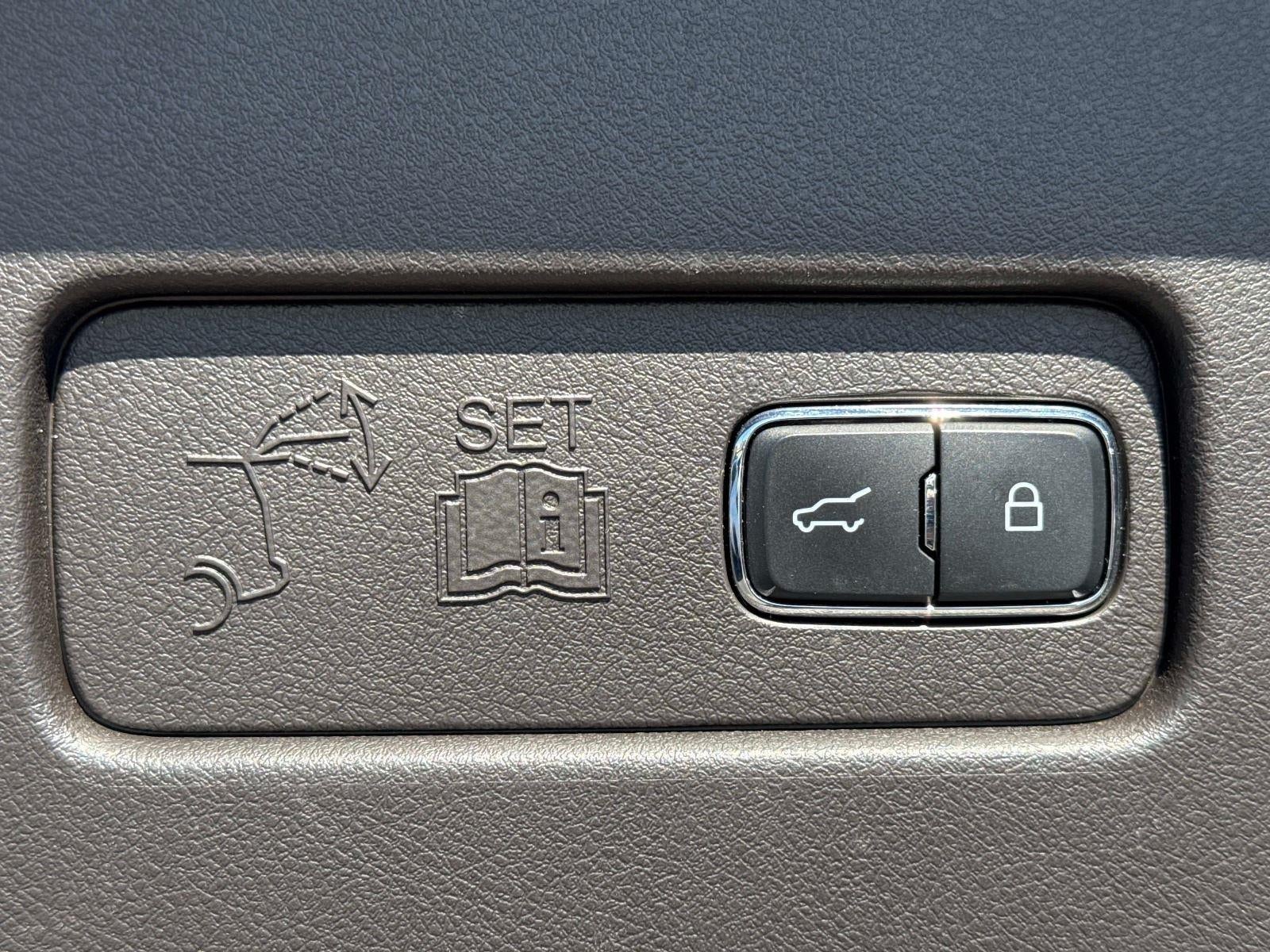 2020 Lincoln Aviator Black Label