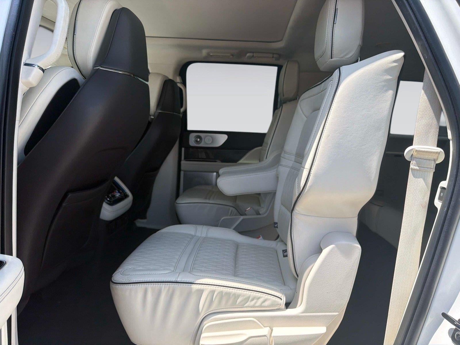 2021 Lincoln Navigator L Black Label