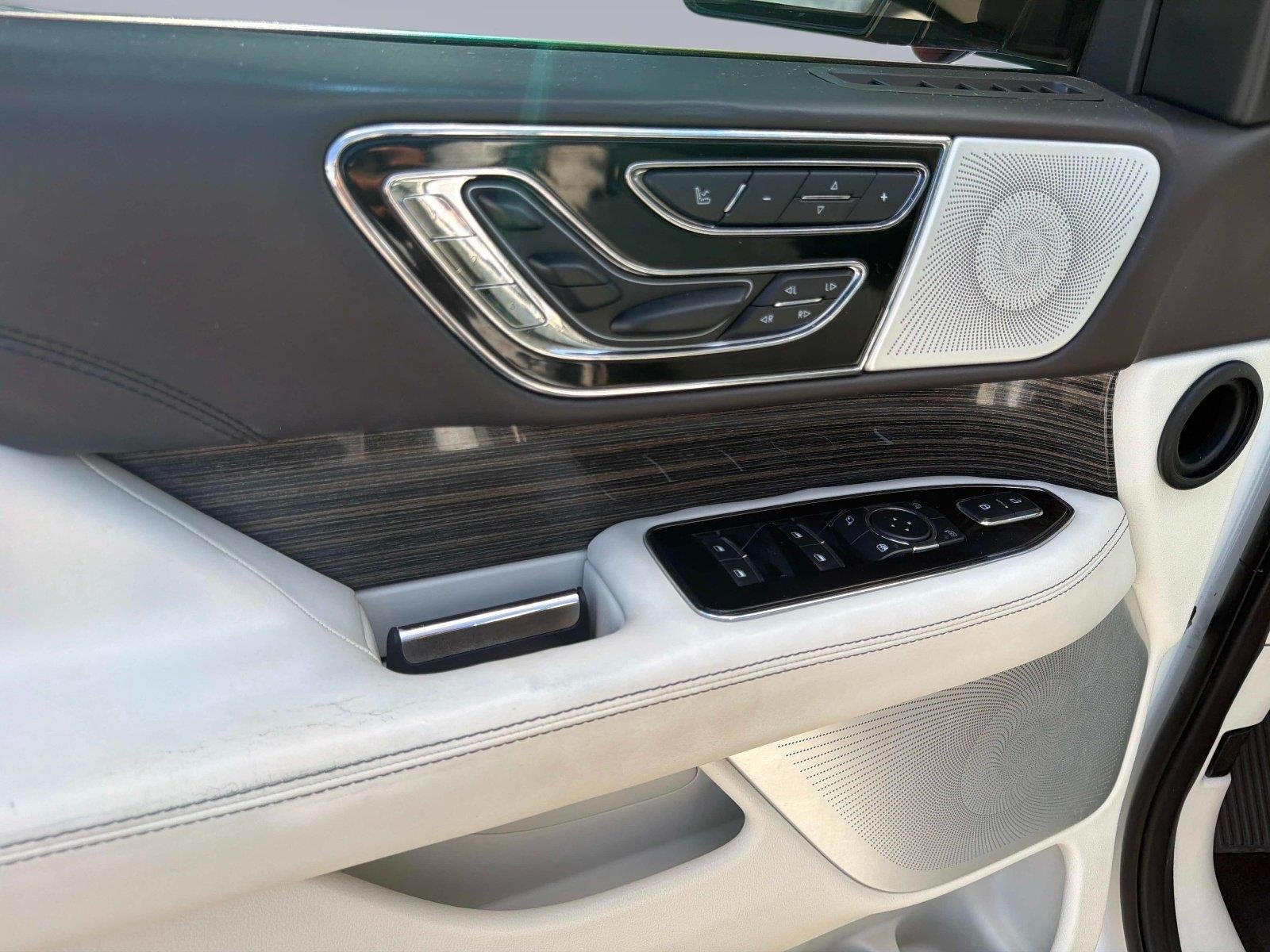 2021 Lincoln Navigator L Black Label