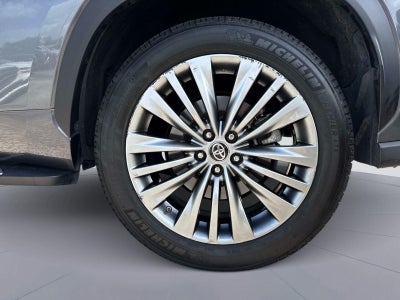 2020 Toyota Highlander Hybrid Platinum