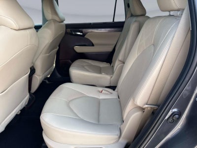 2020 Toyota Highlander Hybrid Platinum