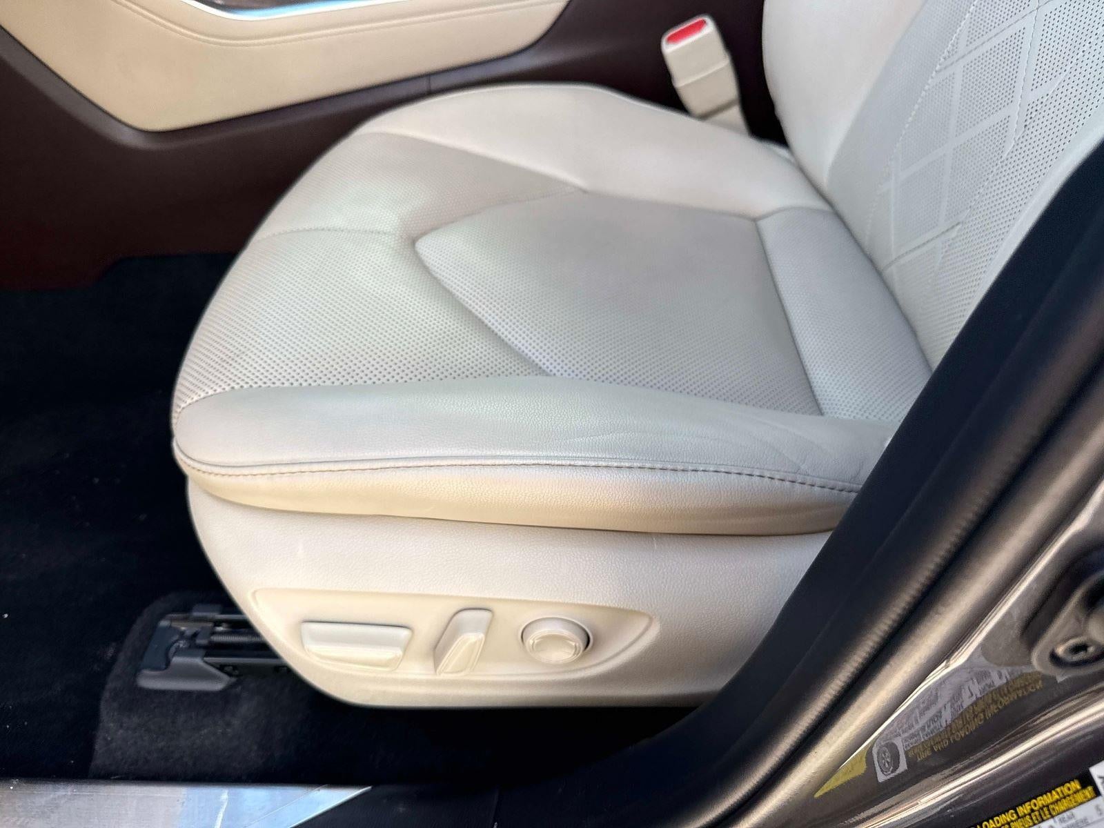 2020 Toyota Highlander Hybrid Platinum