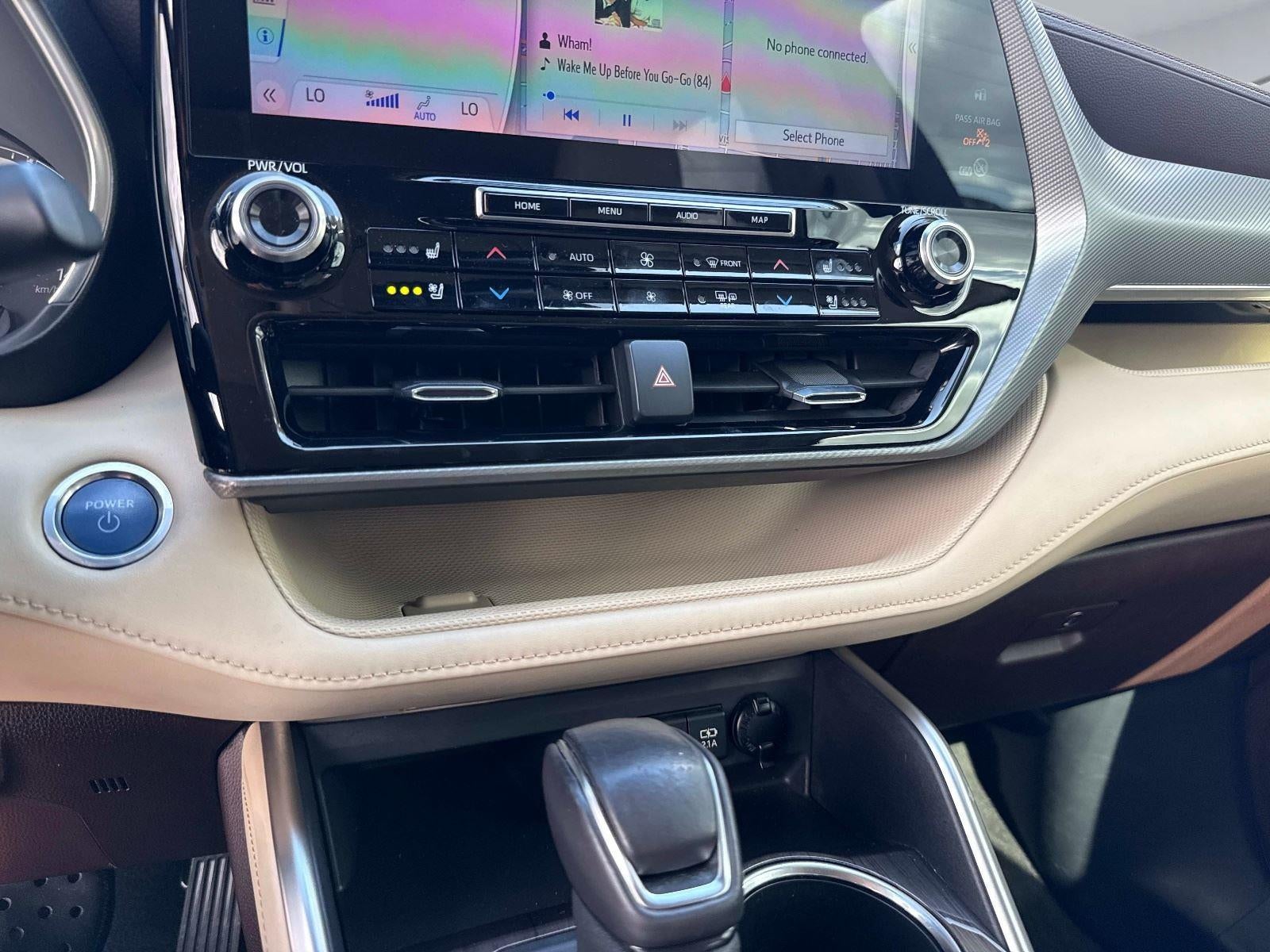 2020 Toyota Highlander Hybrid Platinum