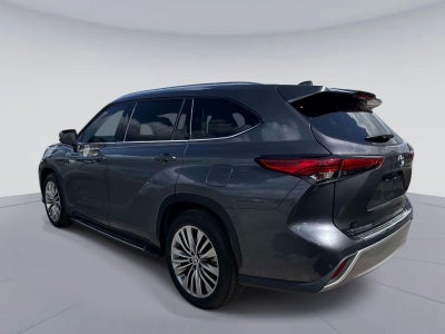 2020 Toyota Highlander Hybrid Platinum