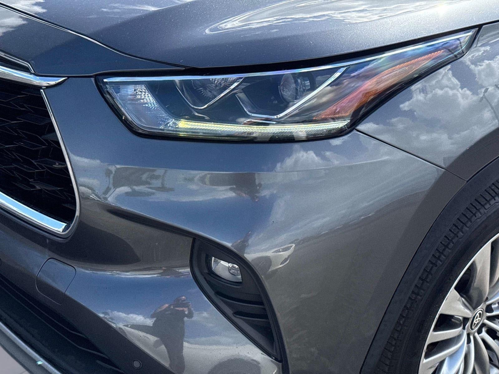 2020 Toyota Highlander Hybrid Platinum