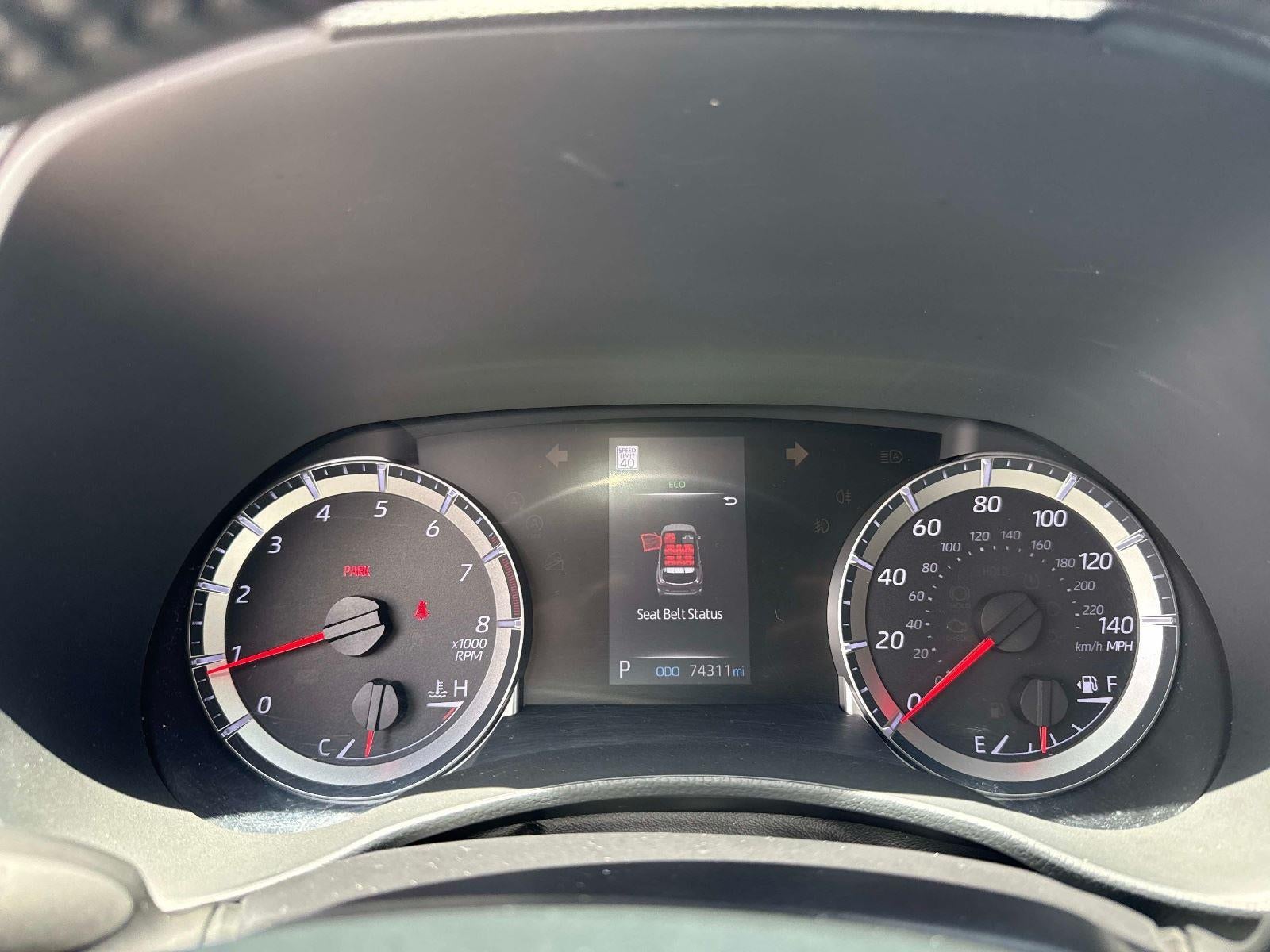 2020 Toyota Highlander LE