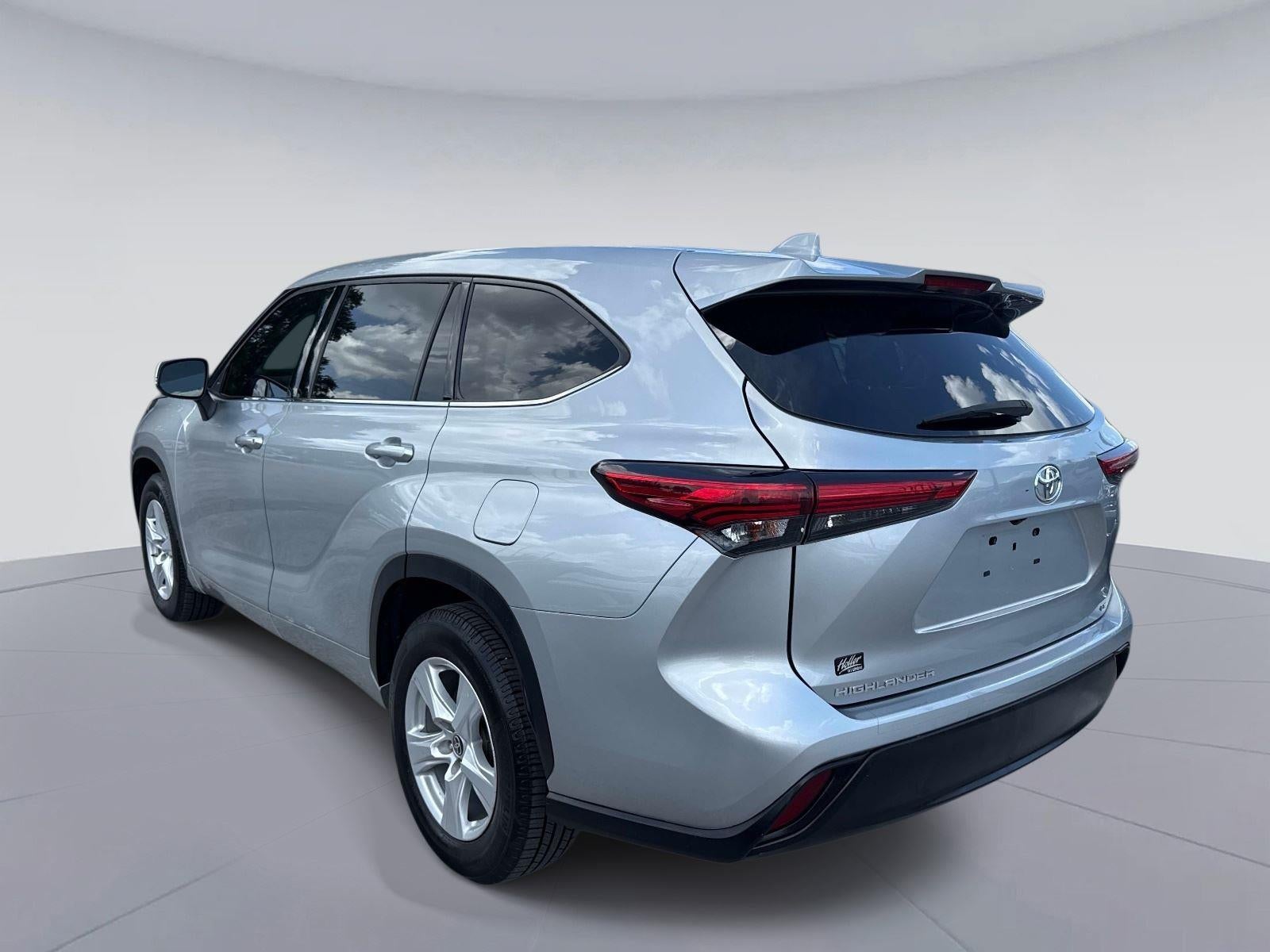 2020 Toyota Highlander LE
