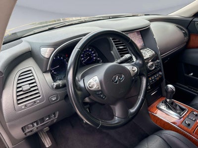 2014 INFINITI QX70 AWD 4dr