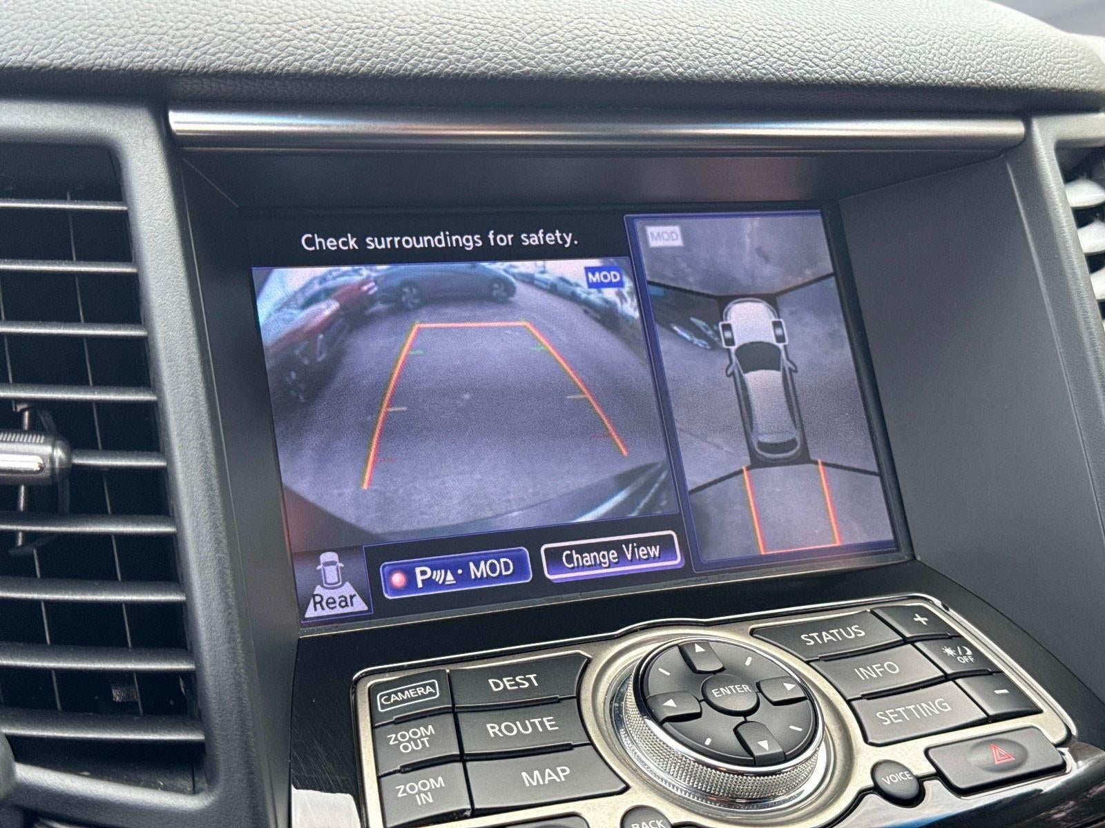 2014 INFINITI QX70 AWD 4dr