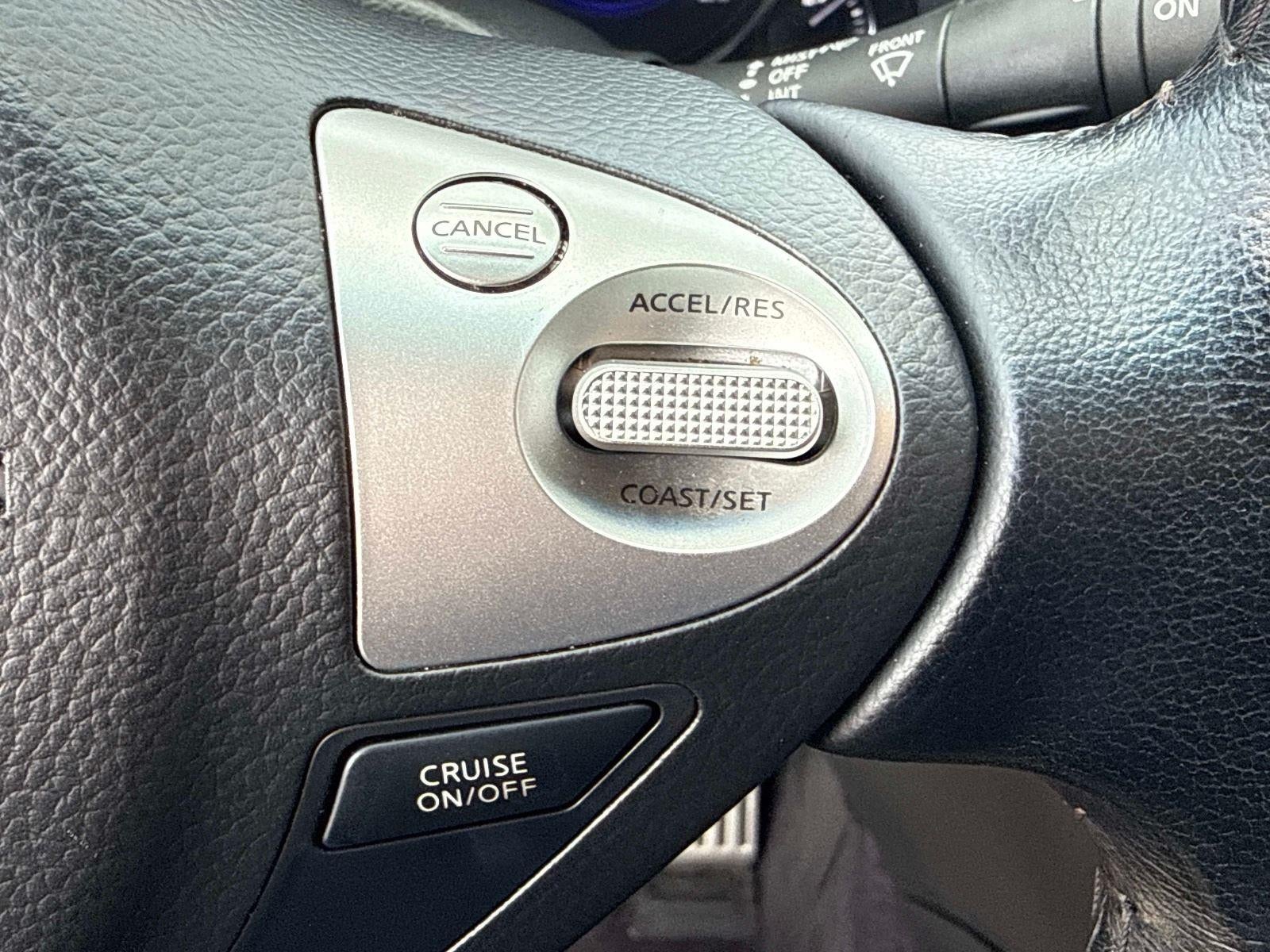 2014 INFINITI QX70 AWD 4dr