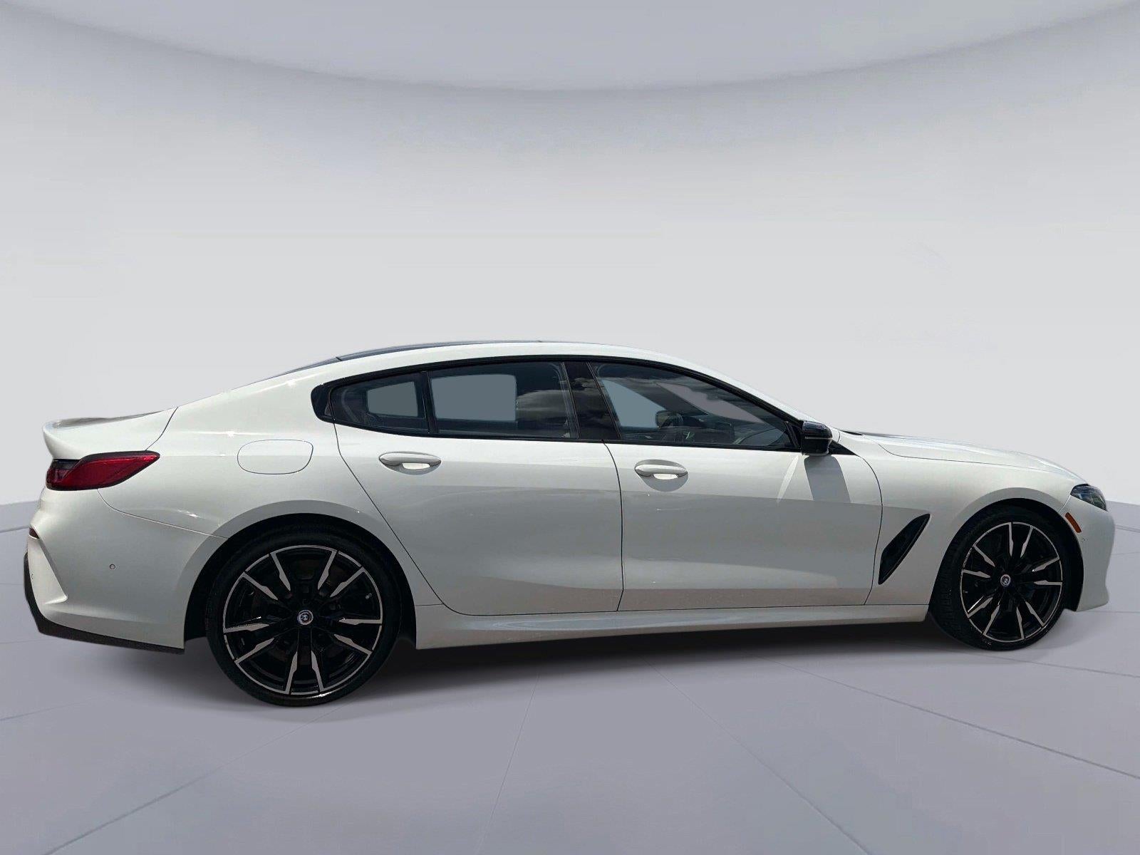 2023 BMW 8 Series M850i