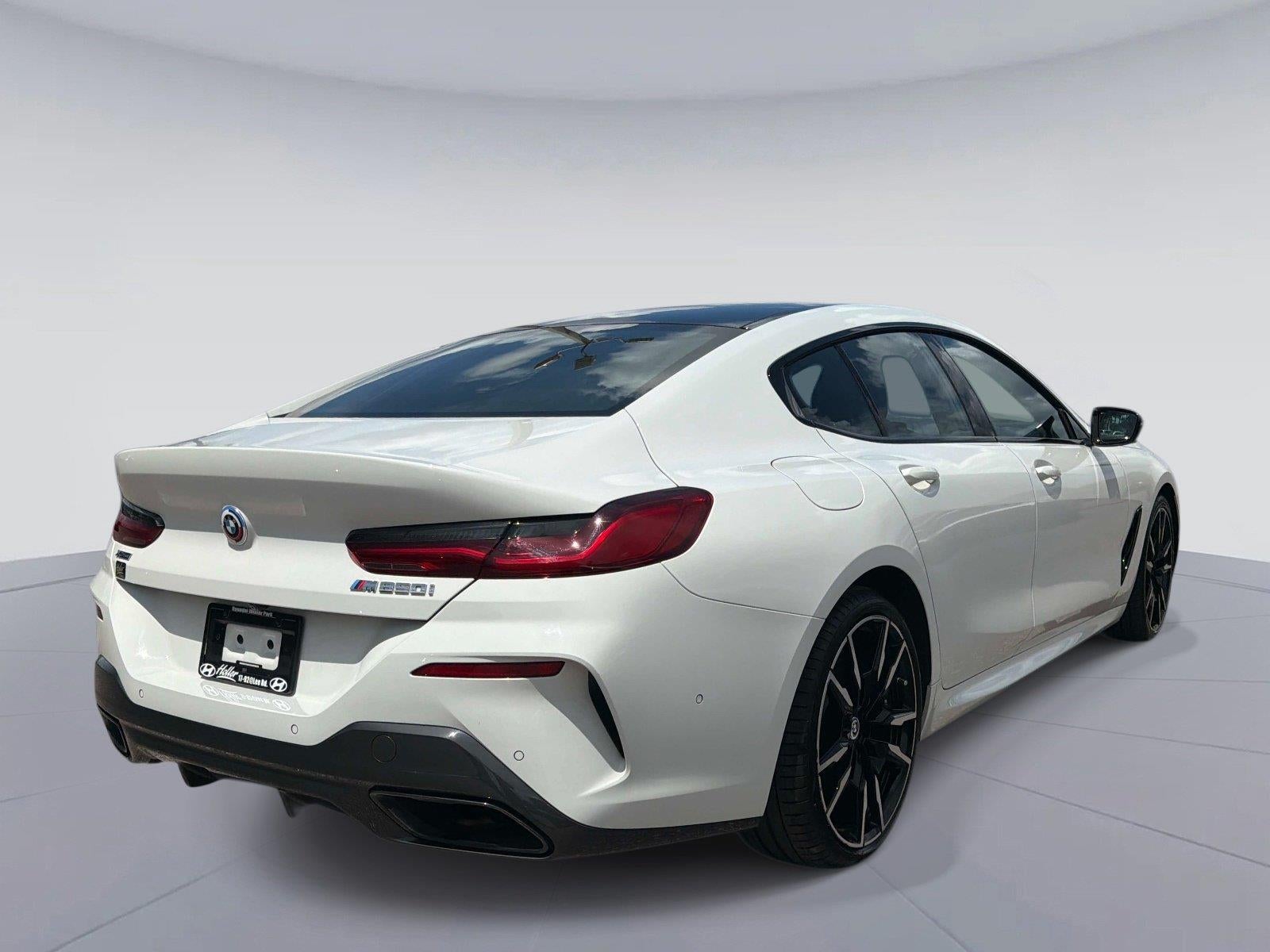 2023 BMW 8 Series M850i