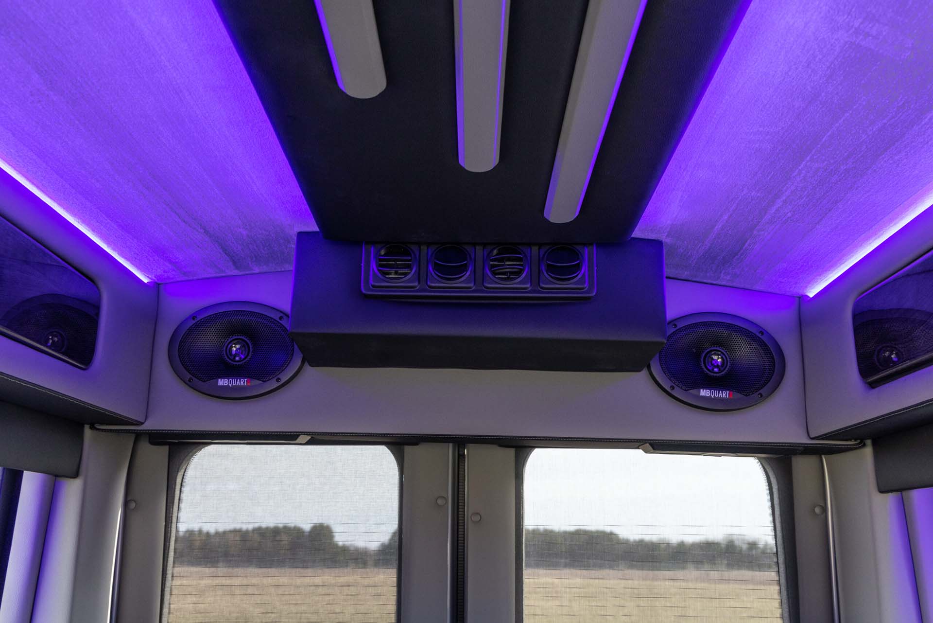 2025 Ford Waldoch Transit Speakers